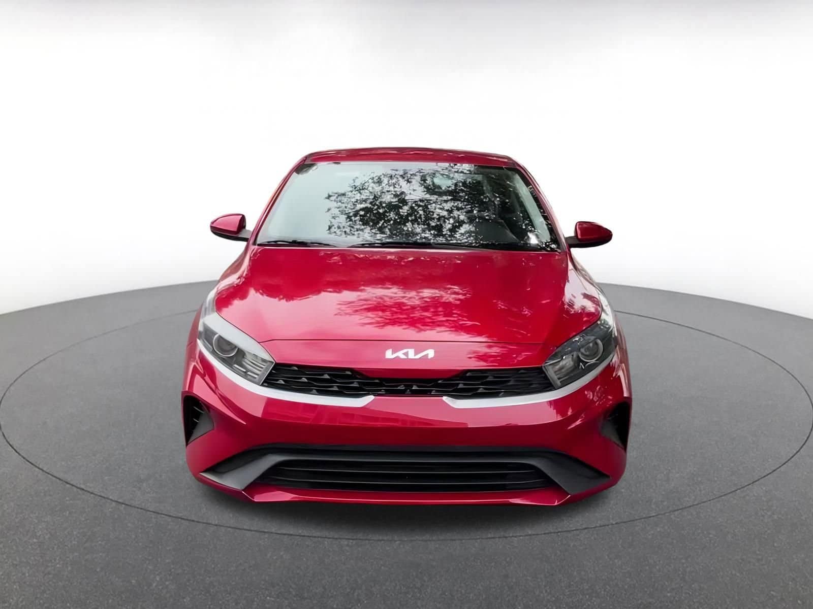 Thumbnail: 2023 Kia Forte - 3