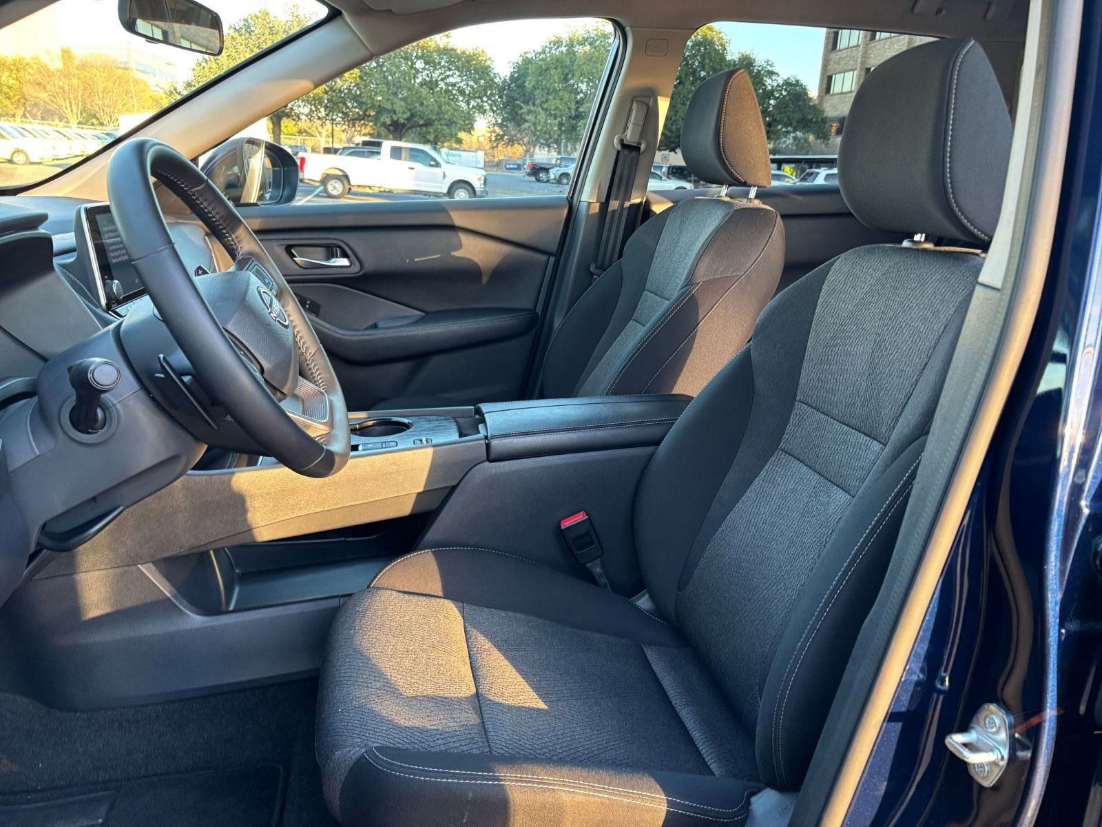 Thumbnail: 2025 Nissan Rogue - 30