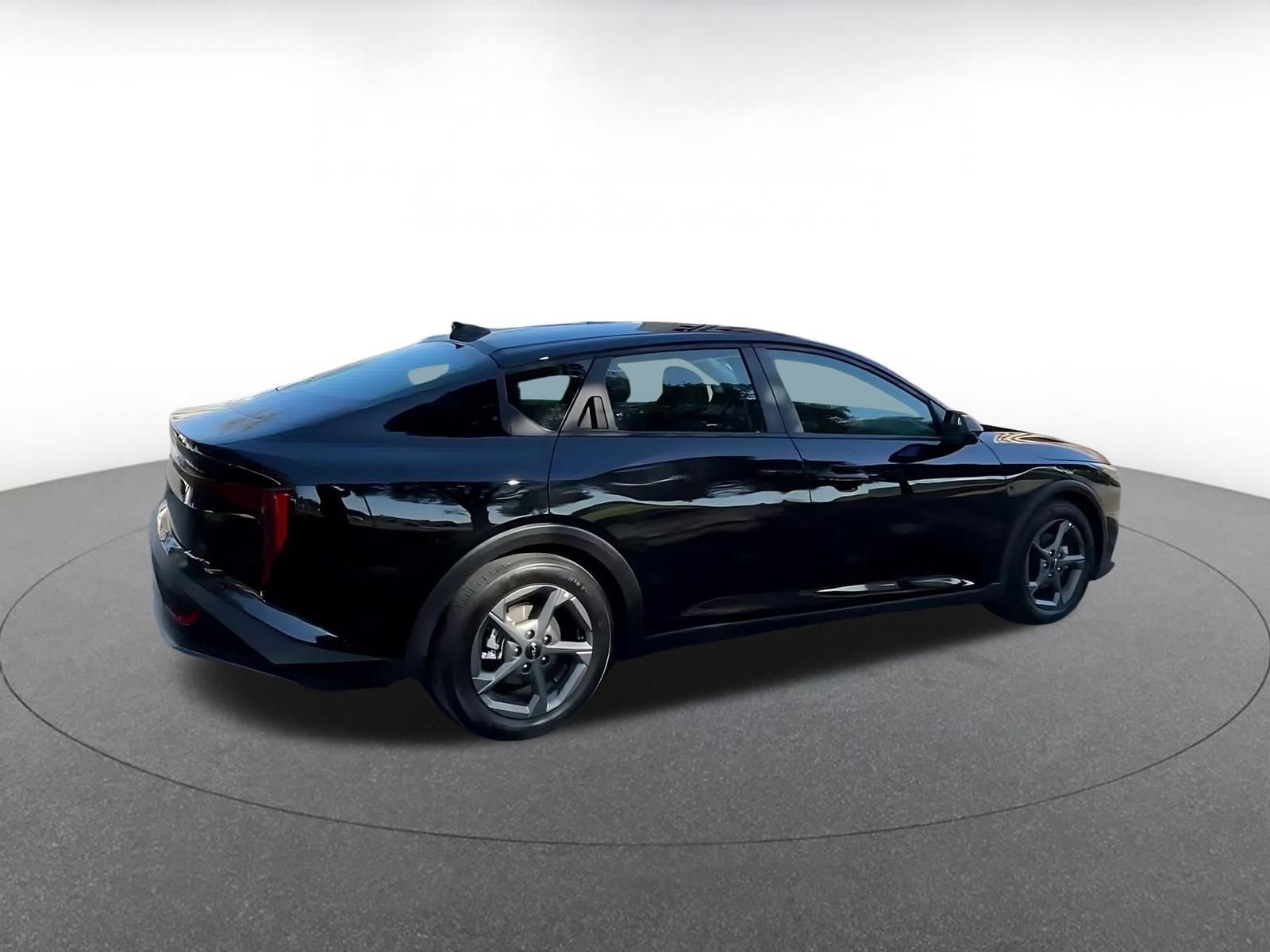 Thumbnail: 2025 Kia K4 - 13