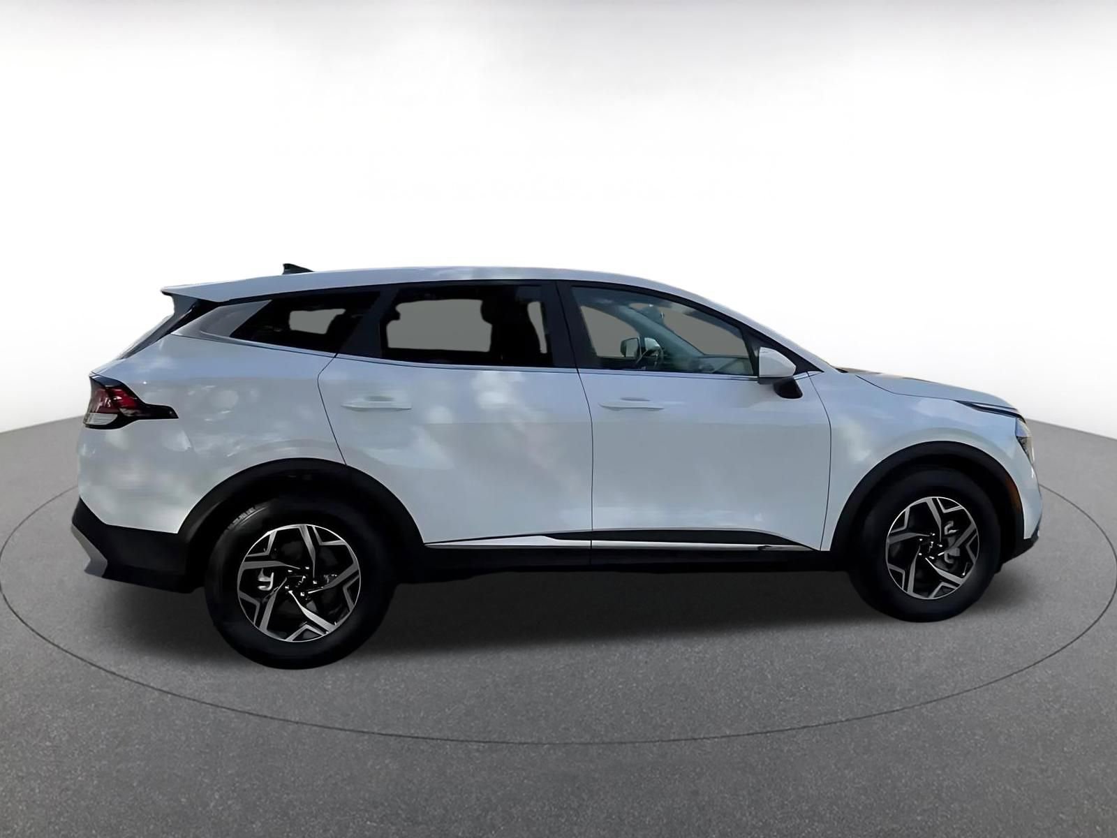Thumbnail: 2025 Kia Sportage - 16