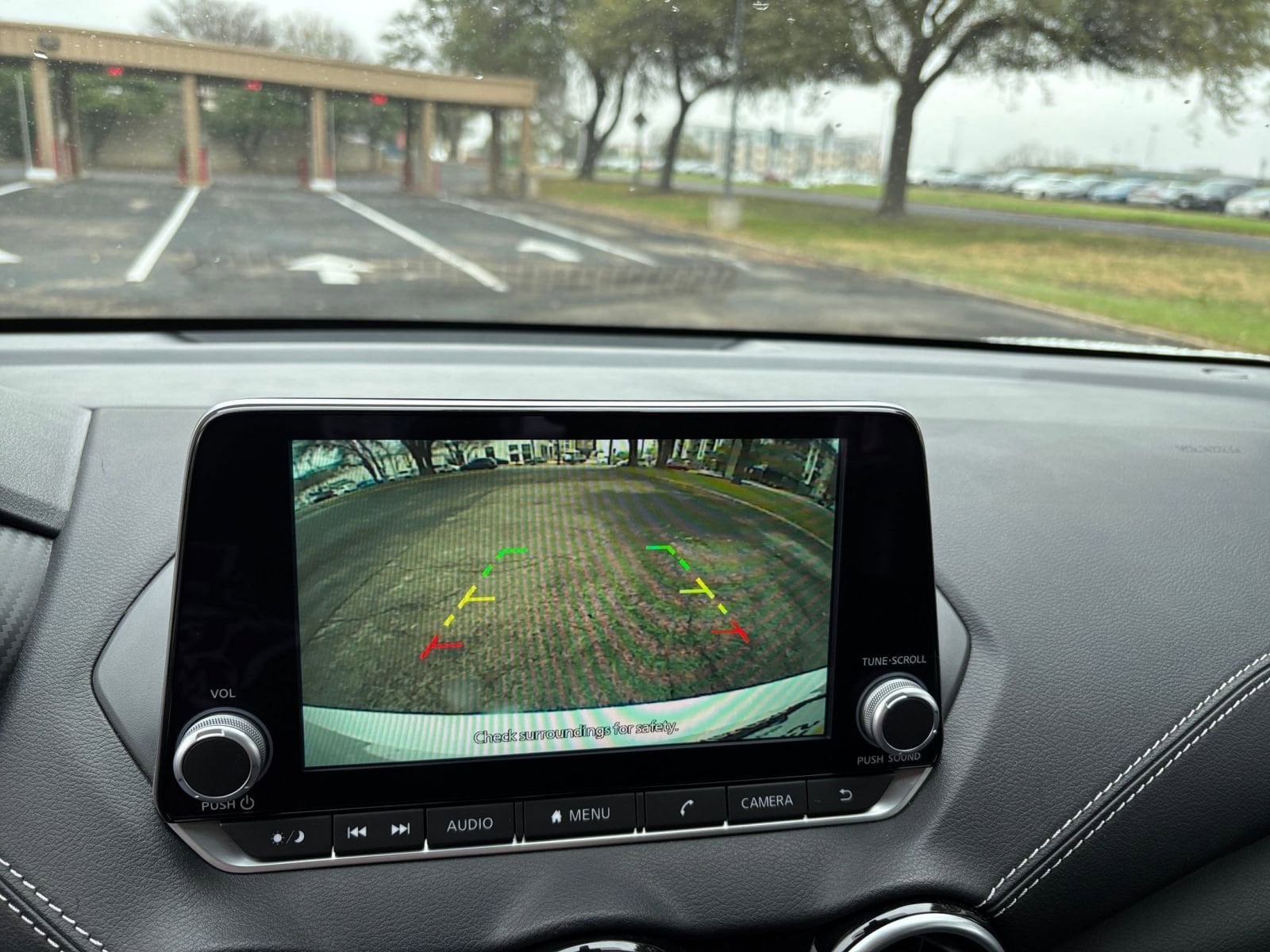 Thumbnail: 2025 Nissan Sentra - 20