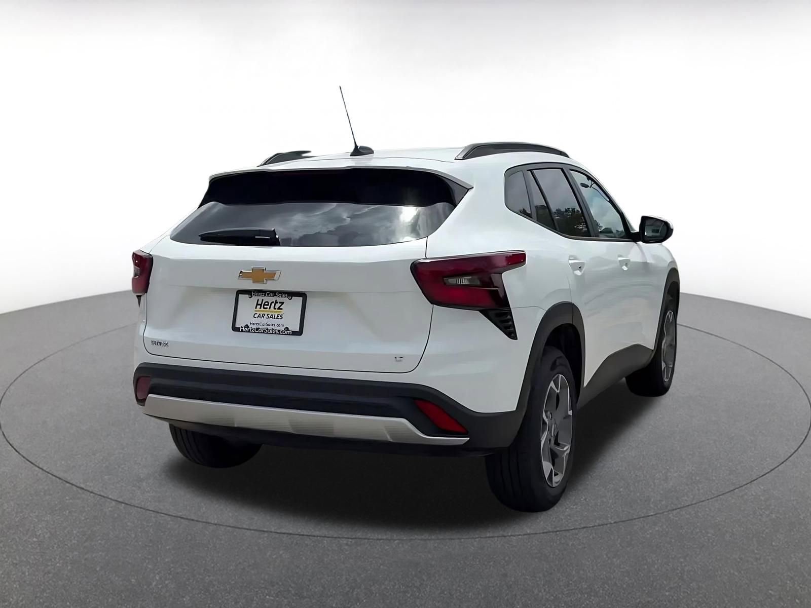 Thumbnail: 2025 Chevrolet Trax - 13