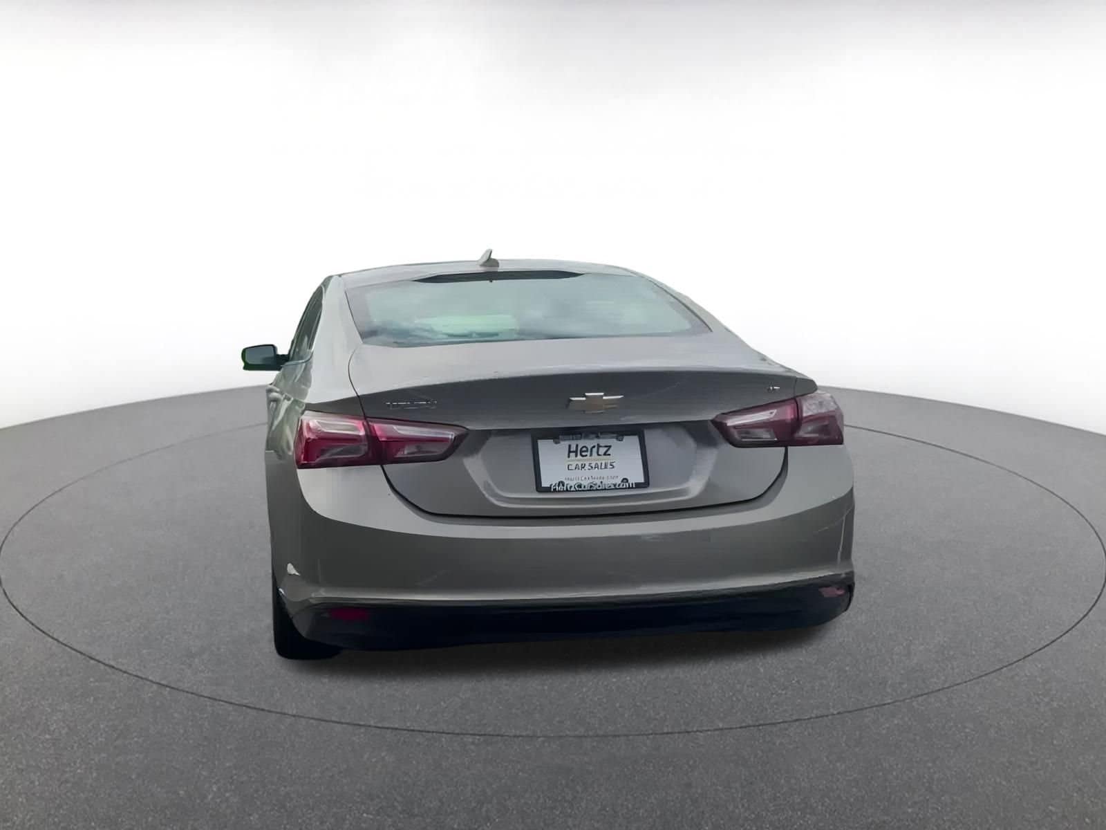 Thumbnail: 2024 Chevrolet Malibu - 12
