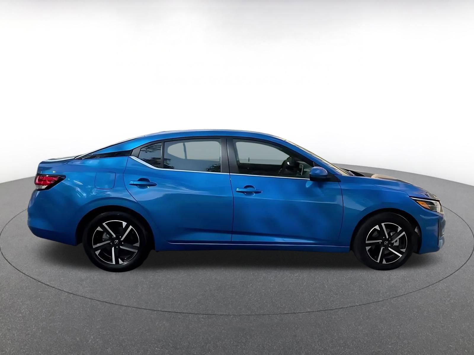 Thumbnail: 2025 Nissan Sentra - 16