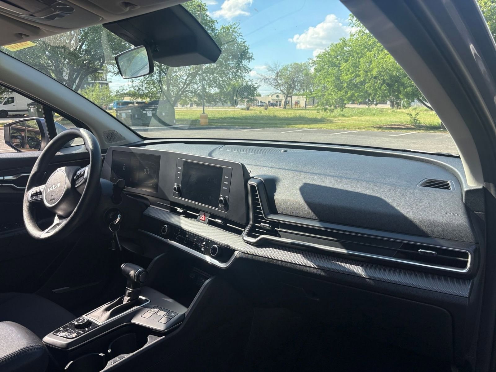 Thumbnail: 2025 Kia Sportage - 32