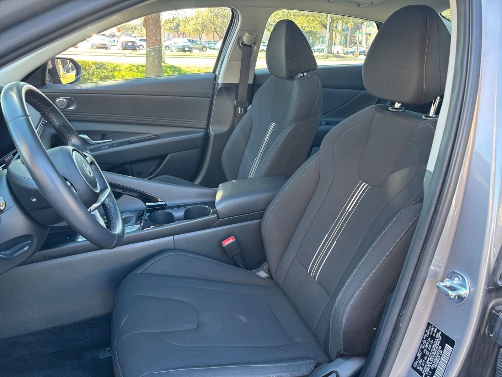 Thumbnail: 2025 Hyundai Elantra - 31