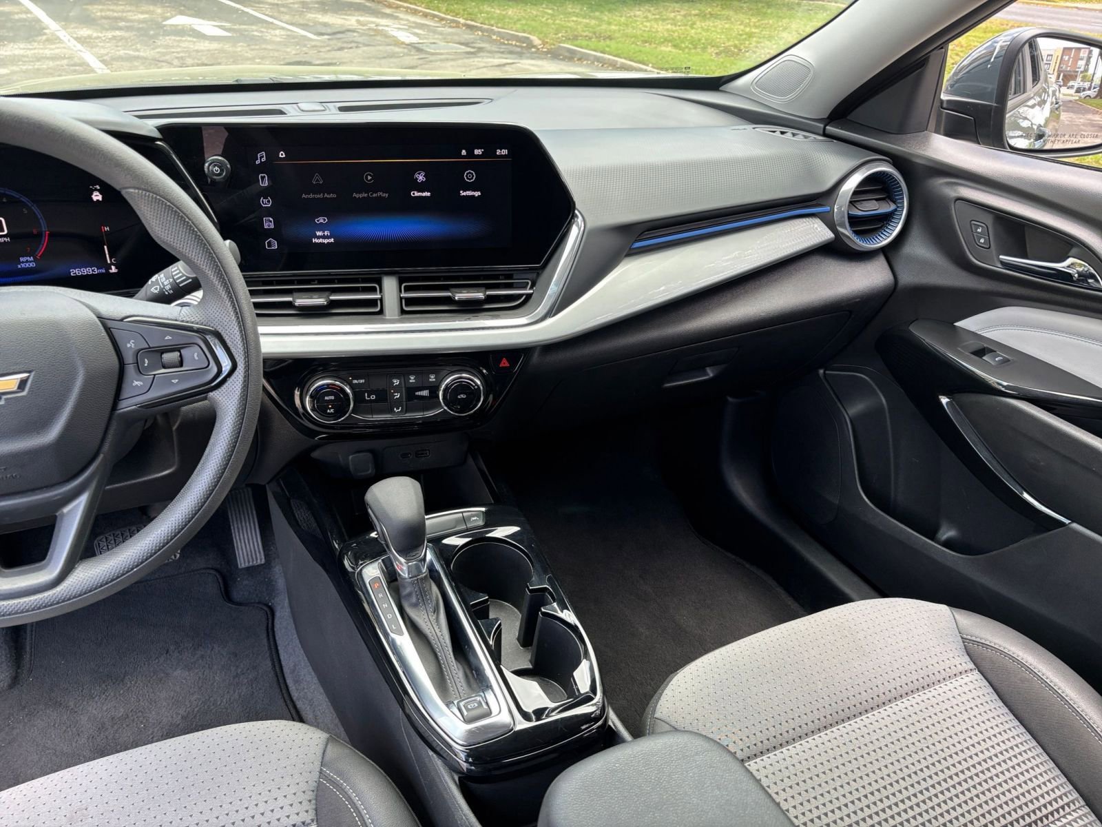 Thumbnail: 2025 Chevrolet Trax - 30