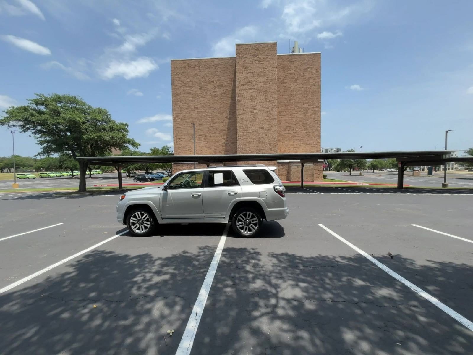 Thumbnail: 2024 Toyota 4Runner - 16