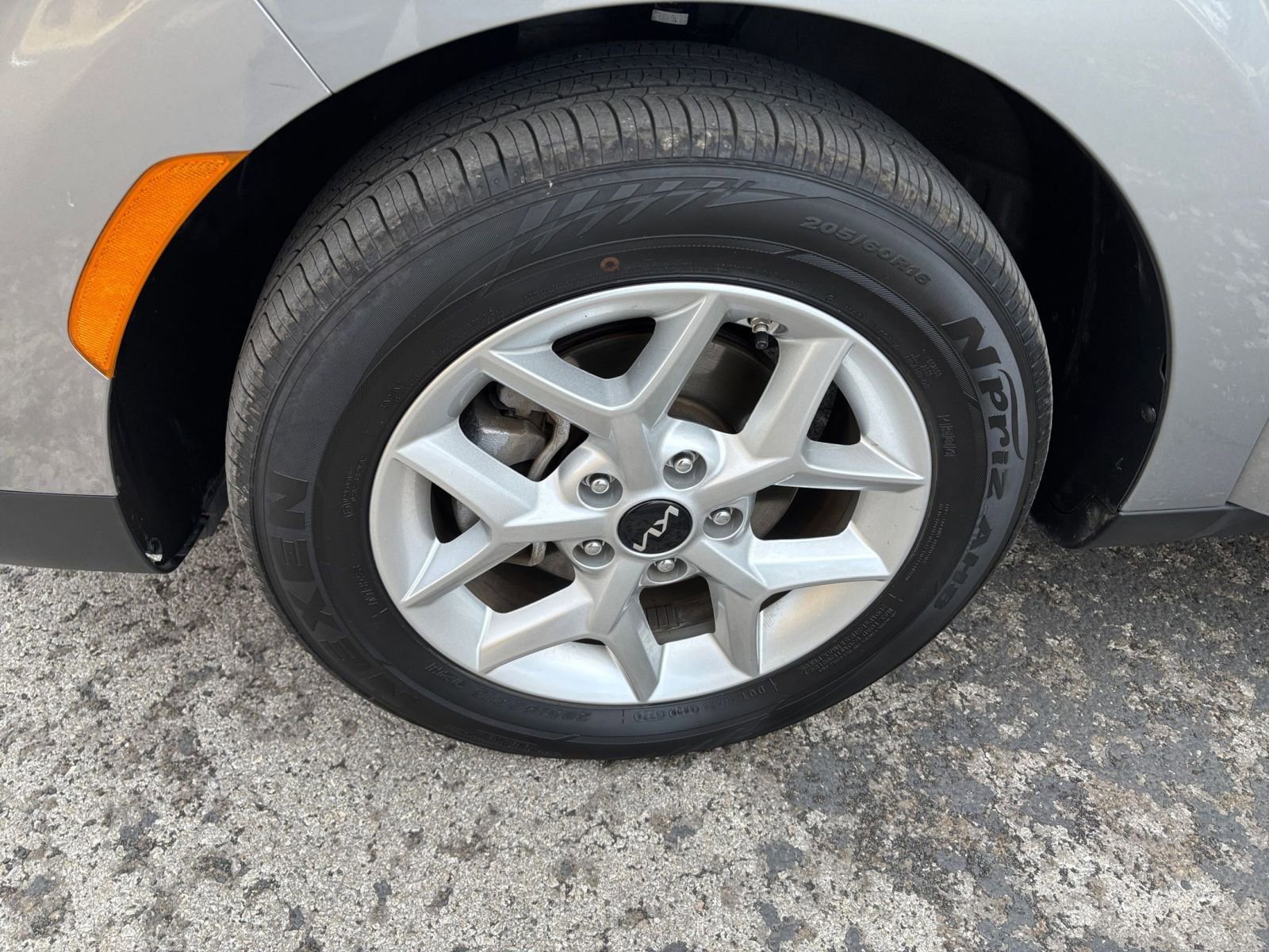 Thumbnail: 2025 Kia Soul - 25