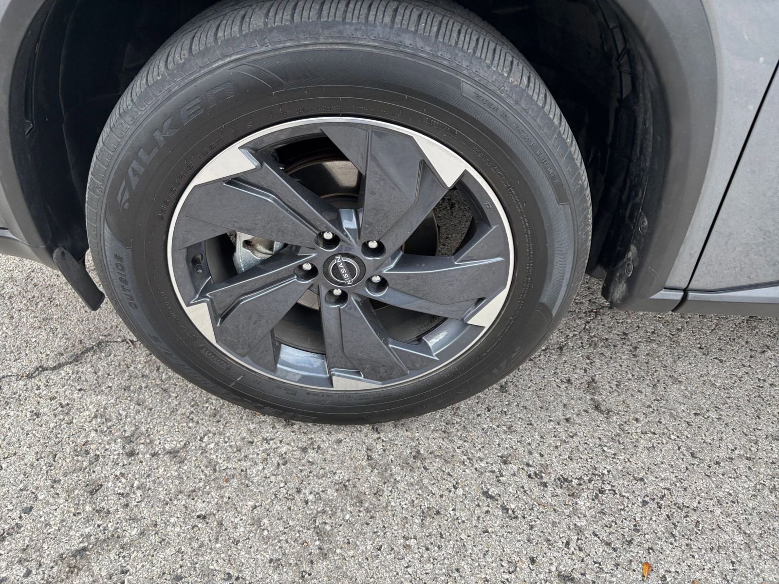 Thumbnail: 2025 Nissan Rogue - 25