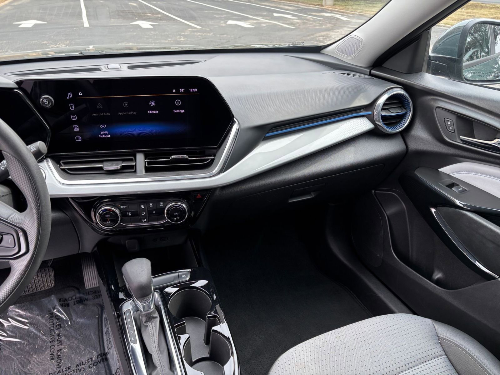 Thumbnail: 2025 Chevrolet Trax - 30