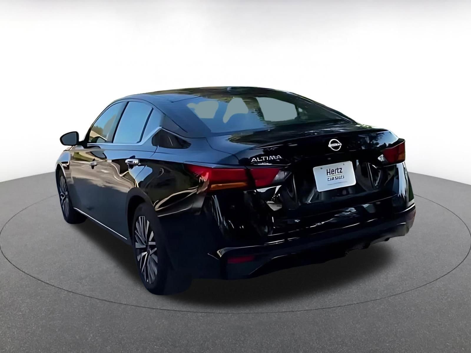 Thumbnail: 2025 Nissan Altima - 10
