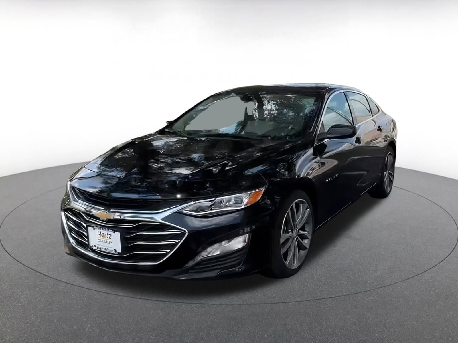 Thumbnail: 2024 Chevrolet Malibu - 3