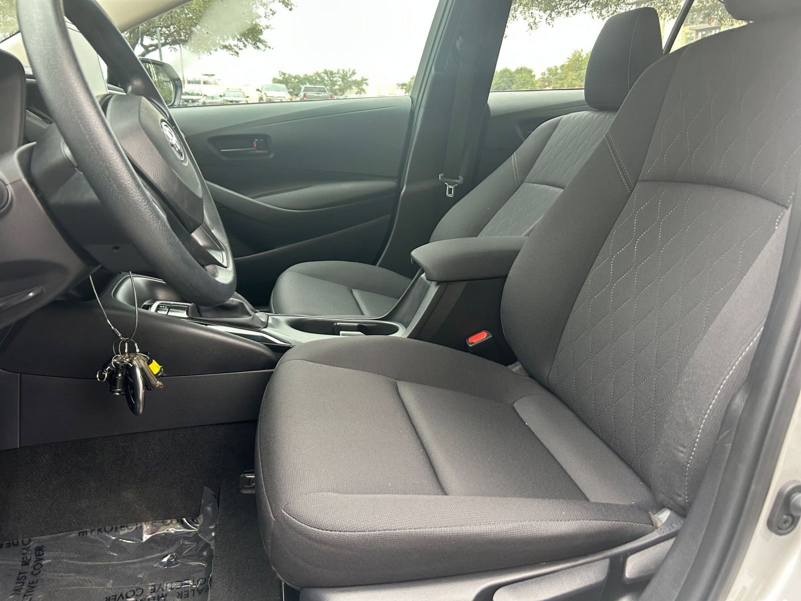 Thumbnail: 2025 Toyota Corolla - 25