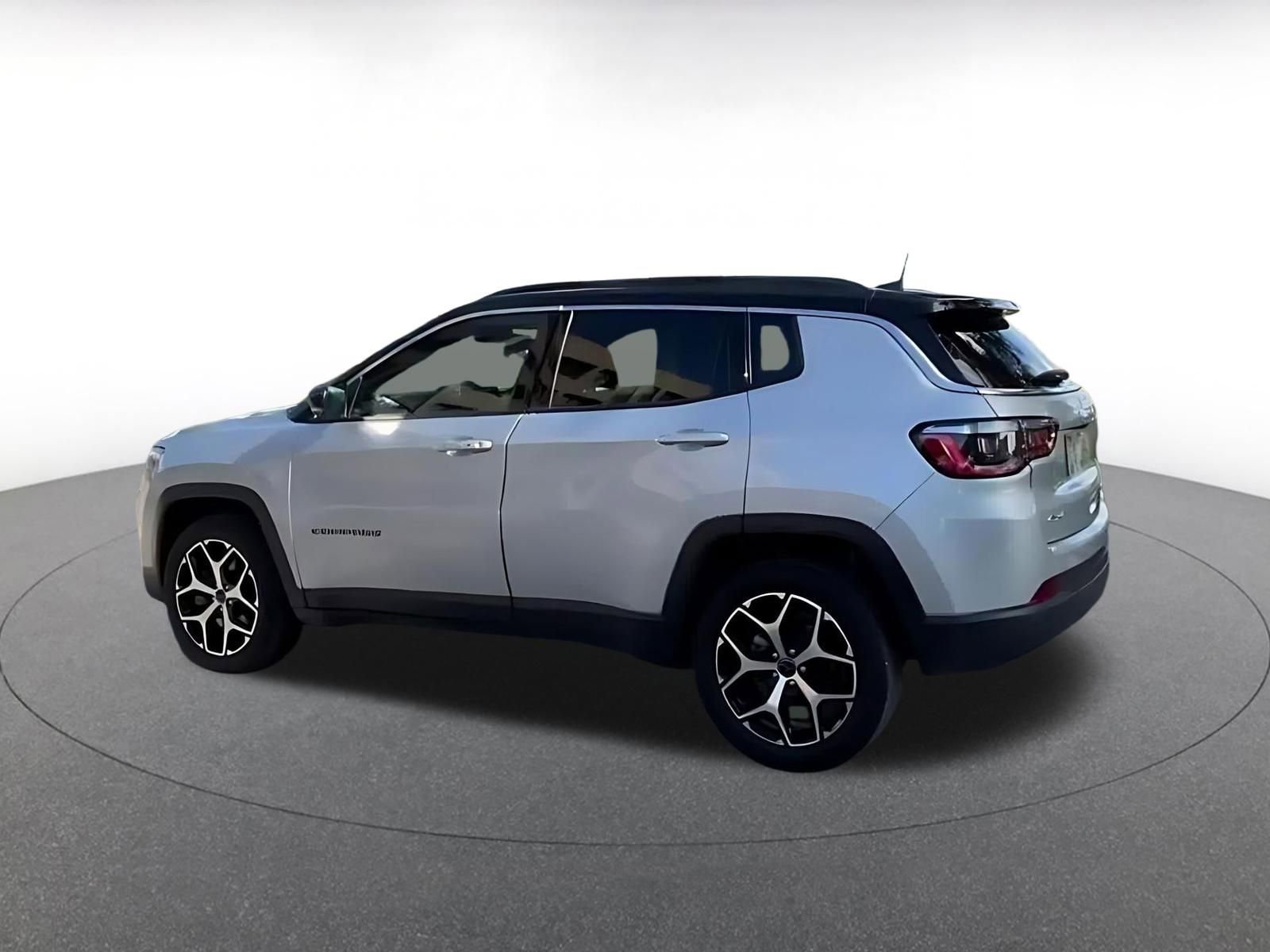 Thumbnail: 2025 Jeep Compass - 10