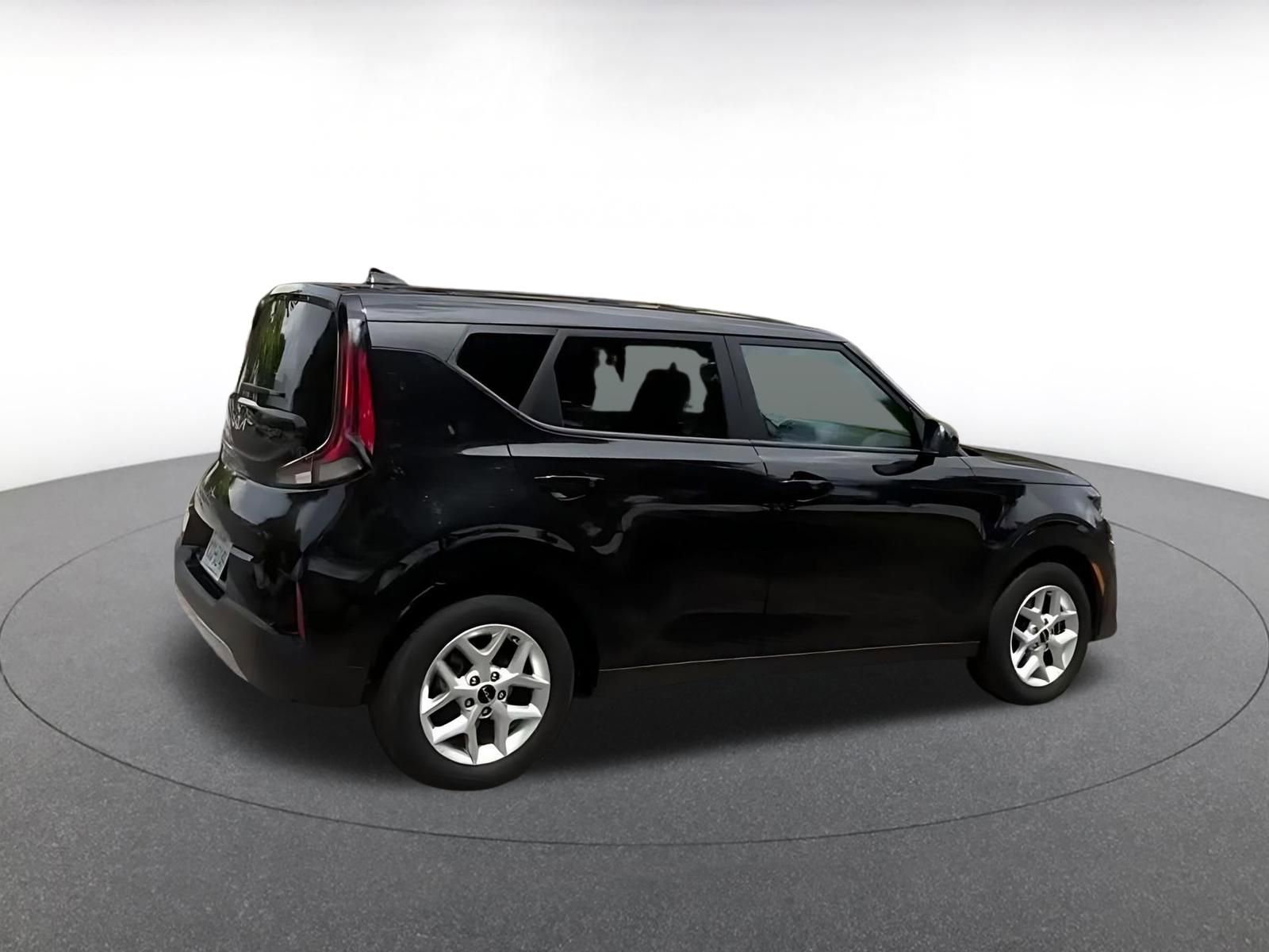 Thumbnail: 2025 Kia Soul - 13