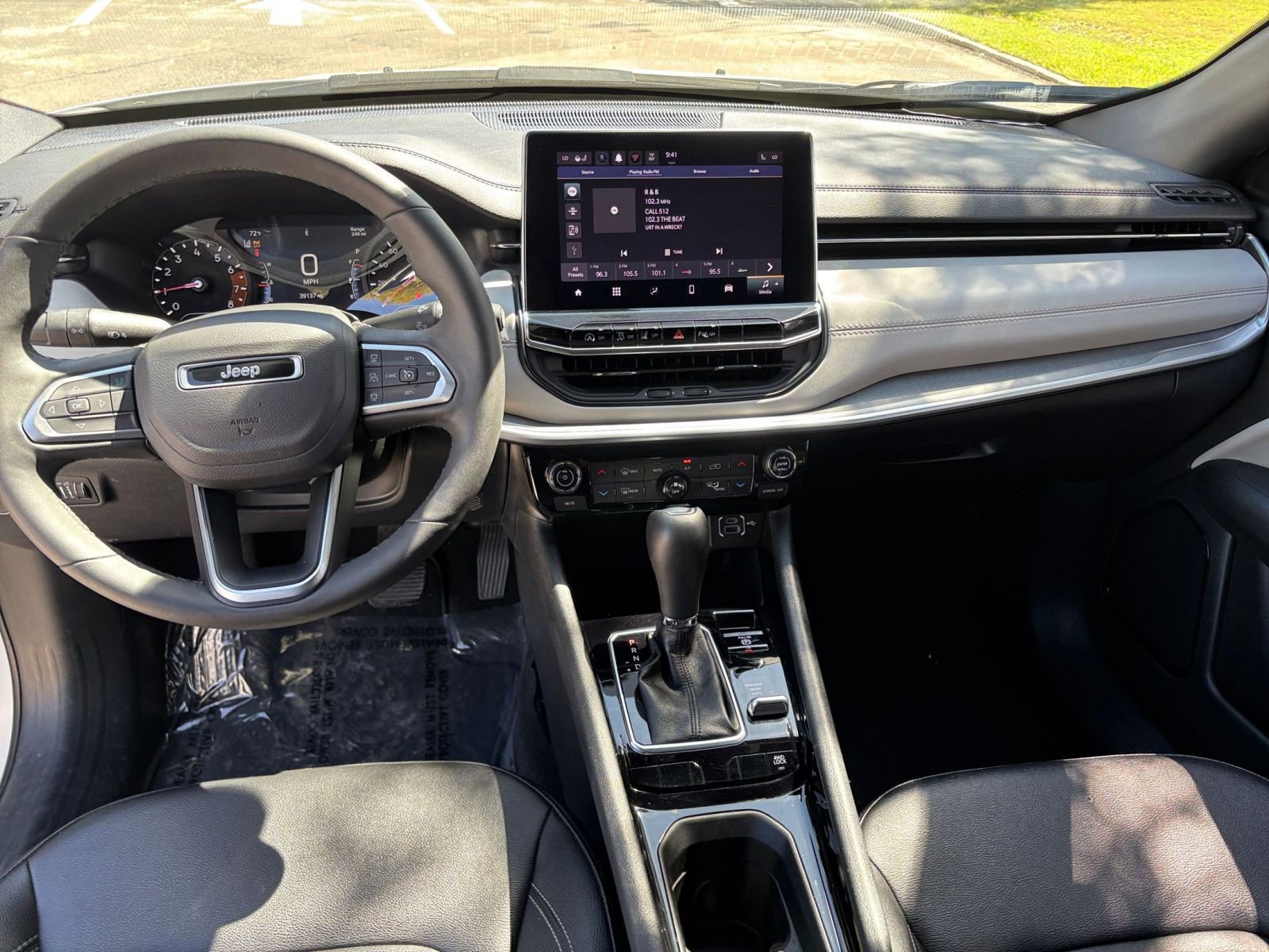 Thumbnail: 2025 Jeep Compass - 28