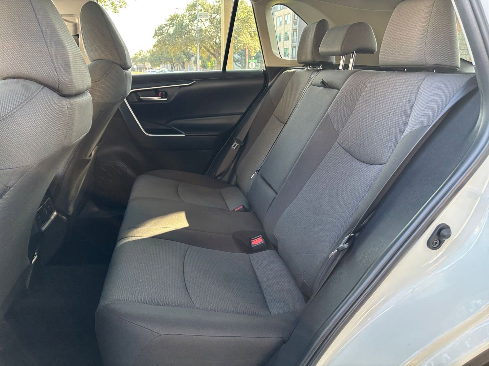 Thumbnail: 2025 Toyota RAV4 - 20