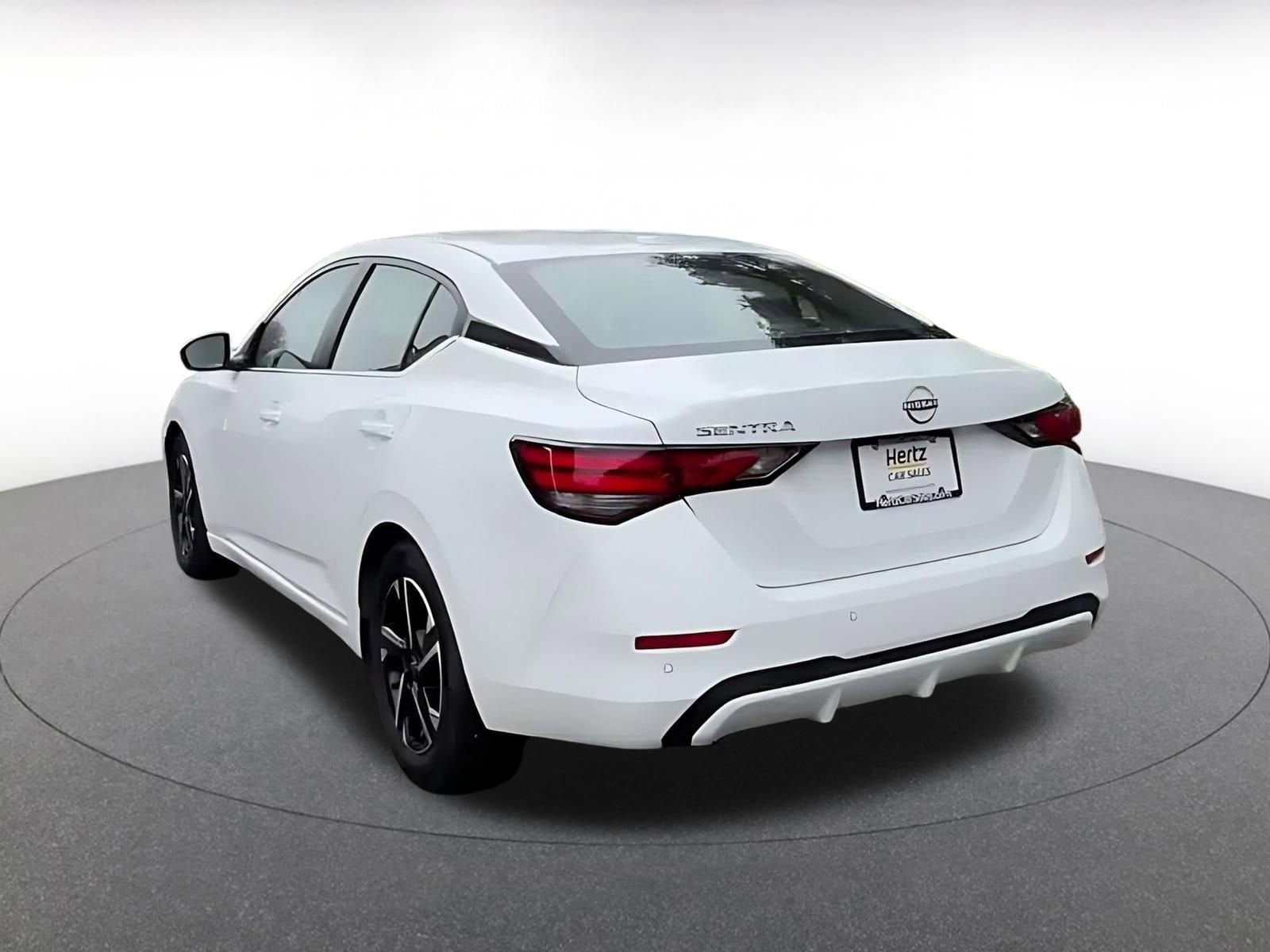 Thumbnail: 2025 Nissan Sentra - 11