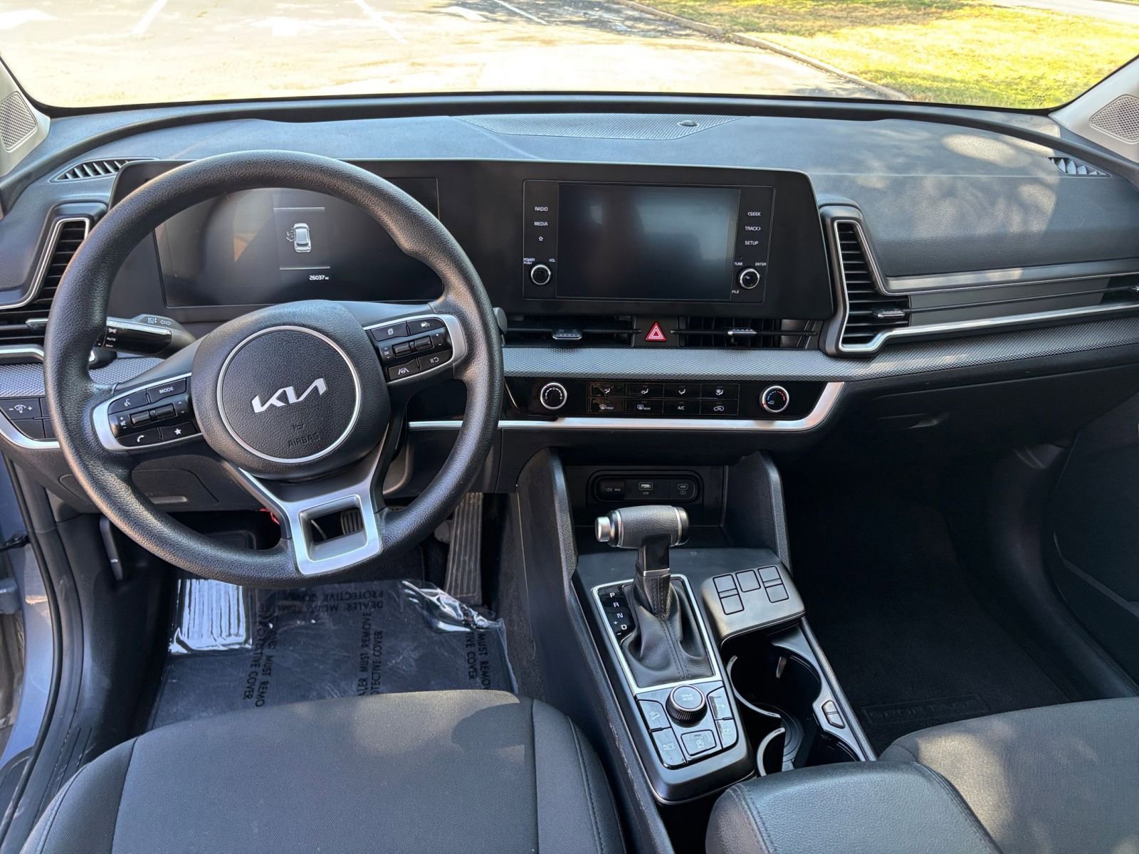 Thumbnail: 2025 Kia Sportage - 28