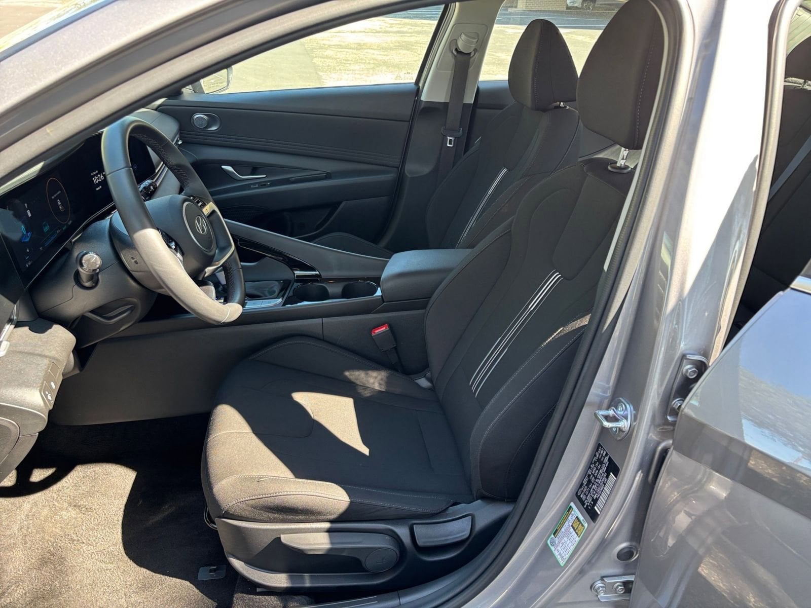 Thumbnail: 2025 Hyundai Elantra - 31