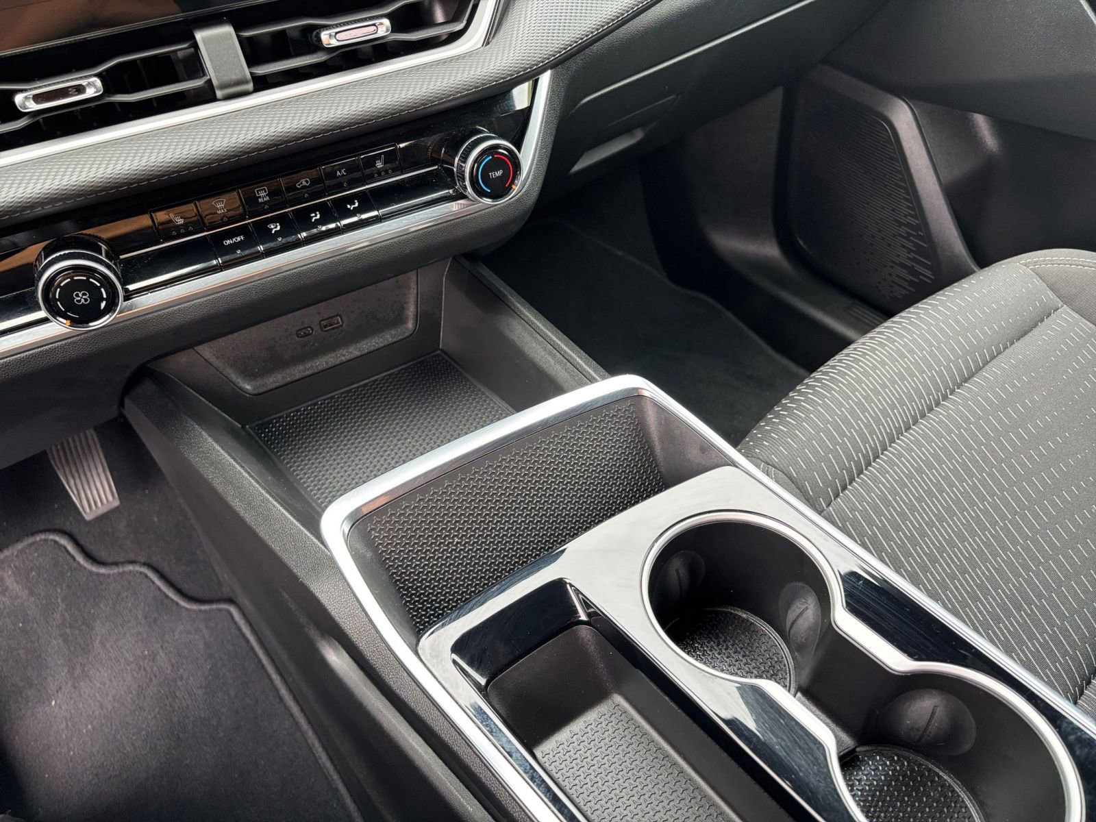 Thumbnail: 2025 Chevrolet Equinox - 35