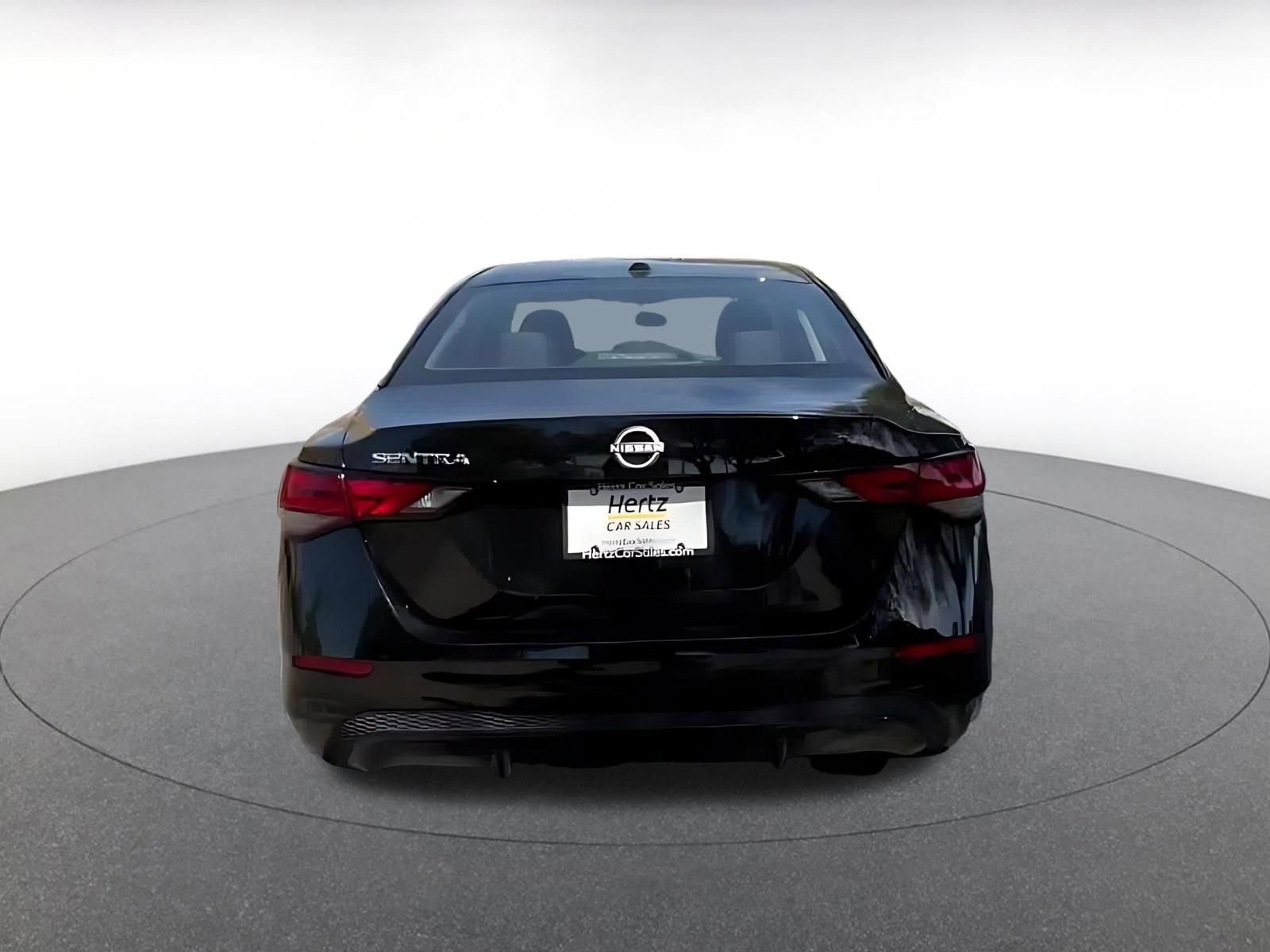 Thumbnail: 2025 Nissan Sentra - 11