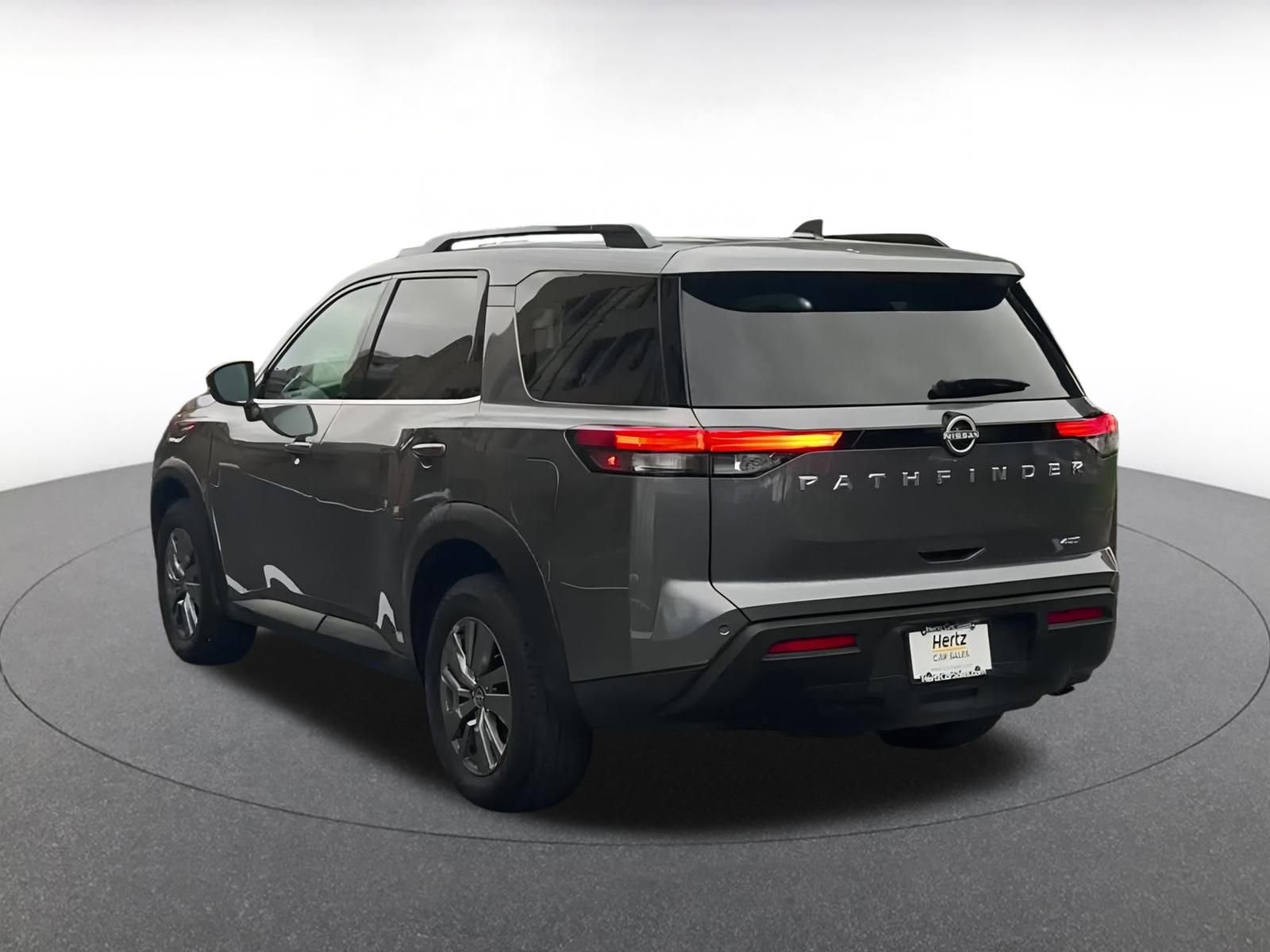 Thumbnail: 2025 Nissan Pathfinder - 11