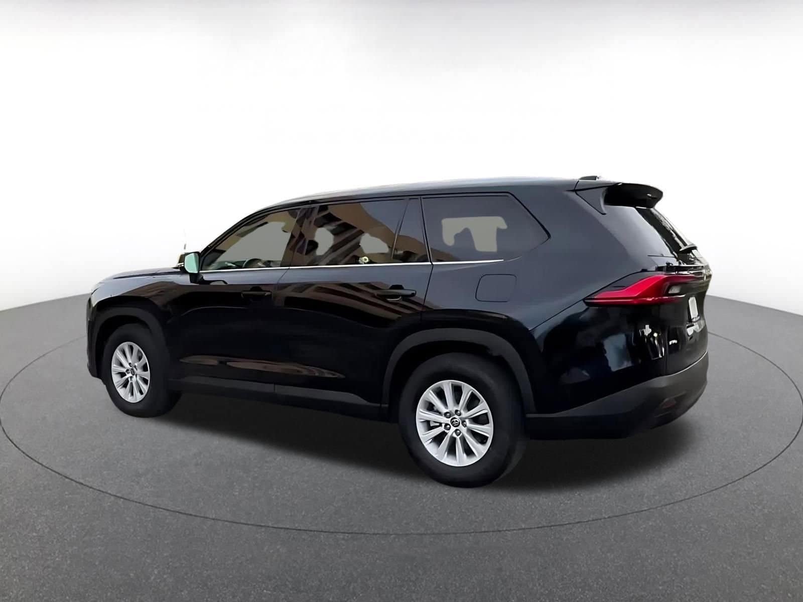 Thumbnail: 2024 Toyota Grand Highlander - 10