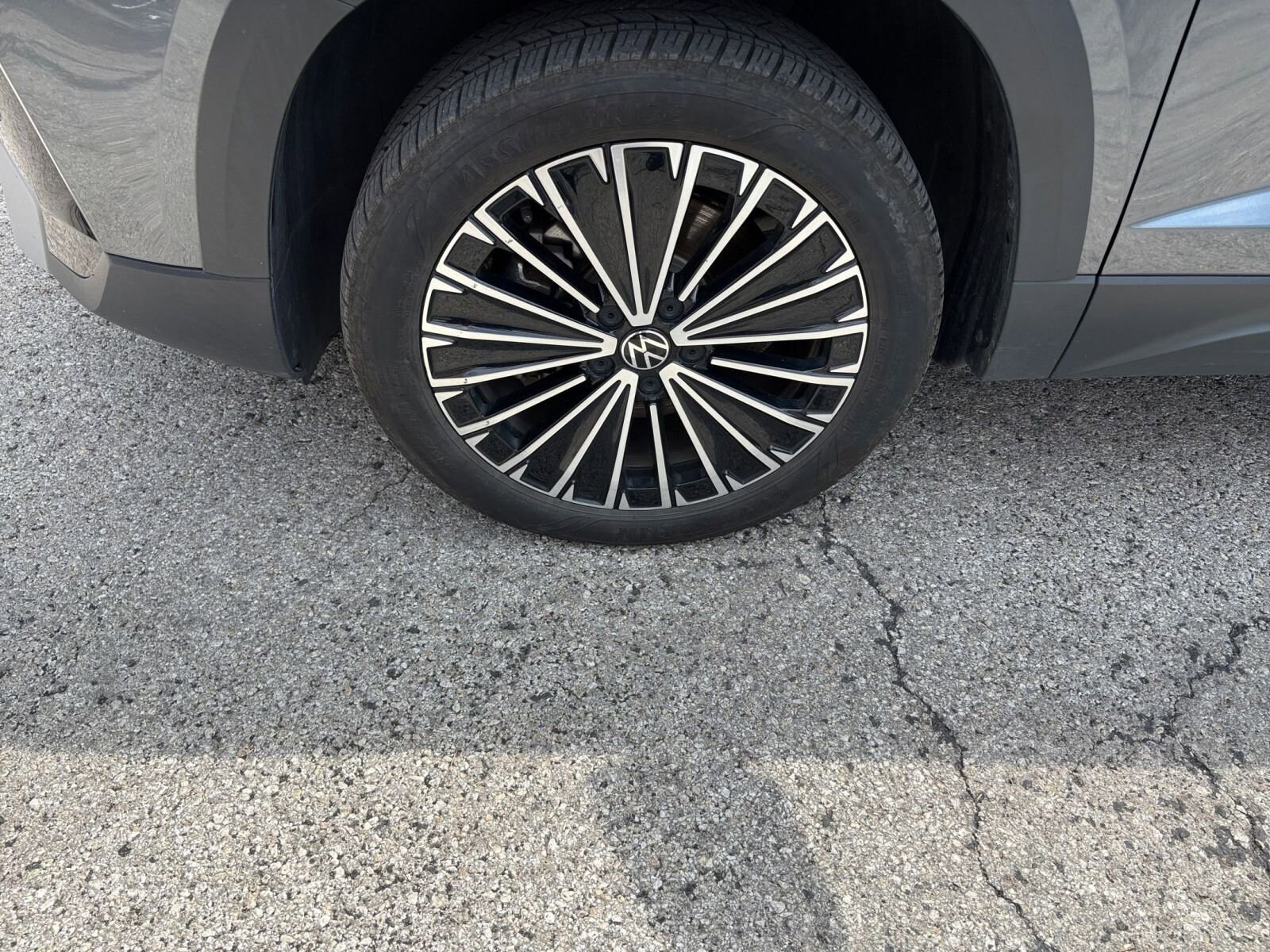 Thumbnail: 2025 Volkswagen Taos - 25