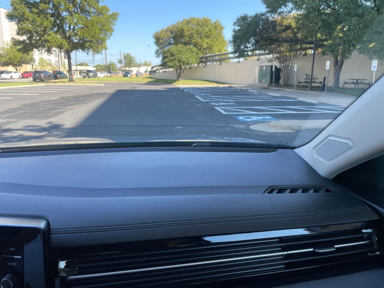 Thumbnail: 2025 Volkswagen Jetta - 29