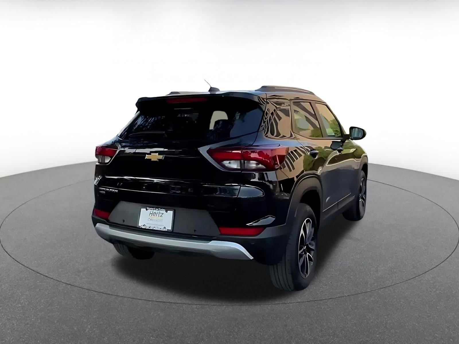 Thumbnail: 2025 Chevrolet TrailBlazer - 13