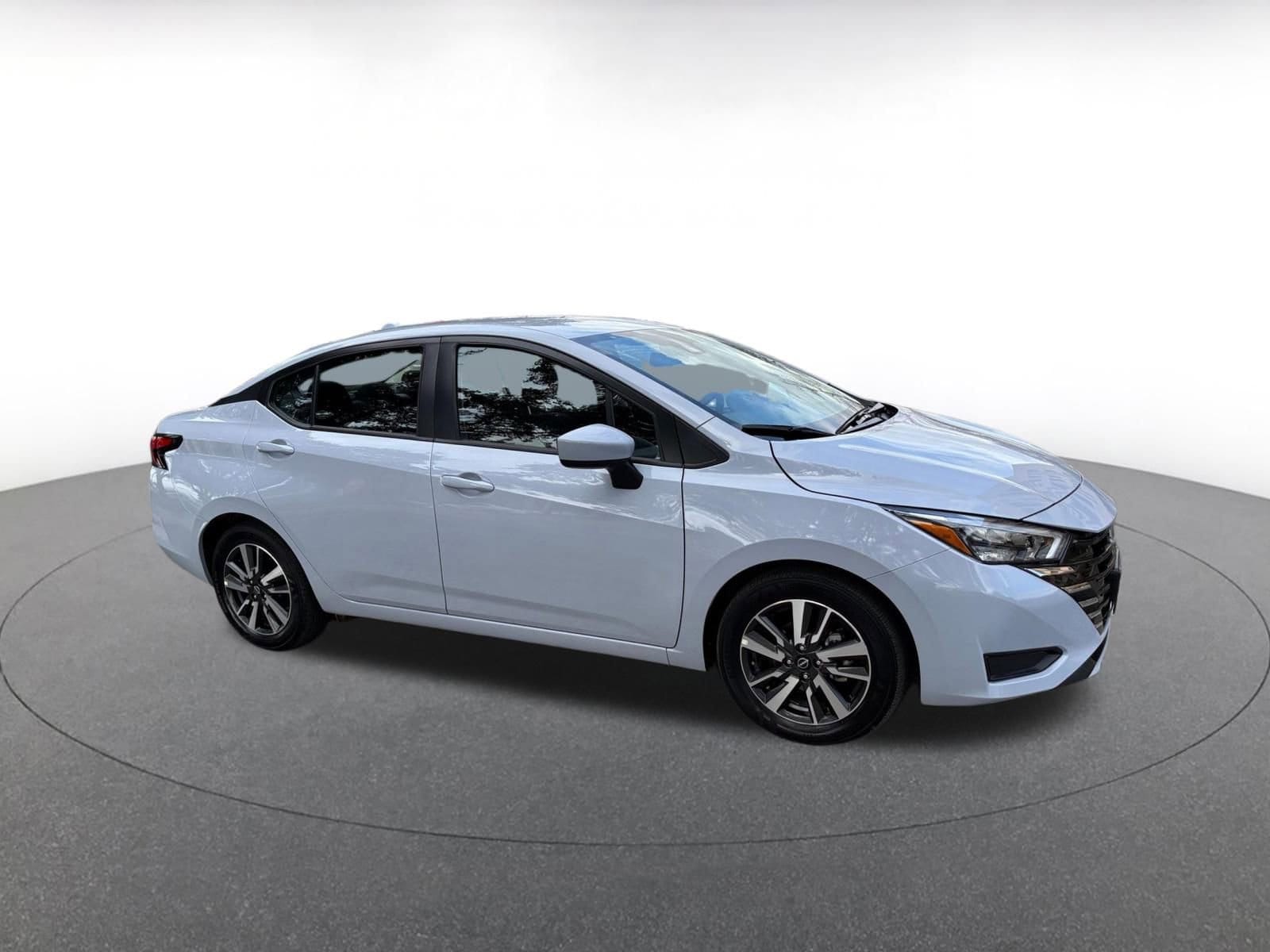 2025 Nissan Versa Sedan SV