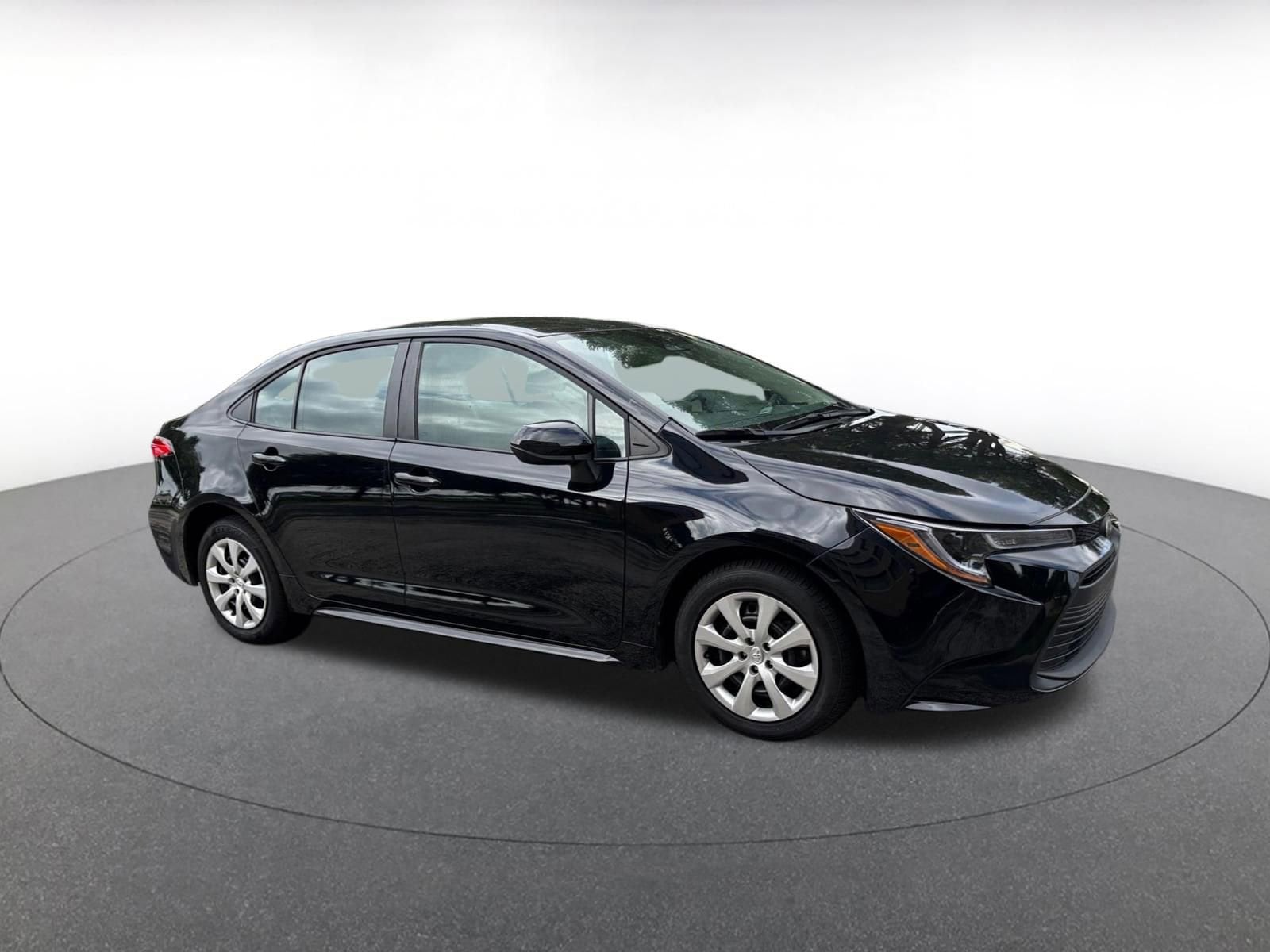 Thumbnail: 2025 Toyota Corolla - 1