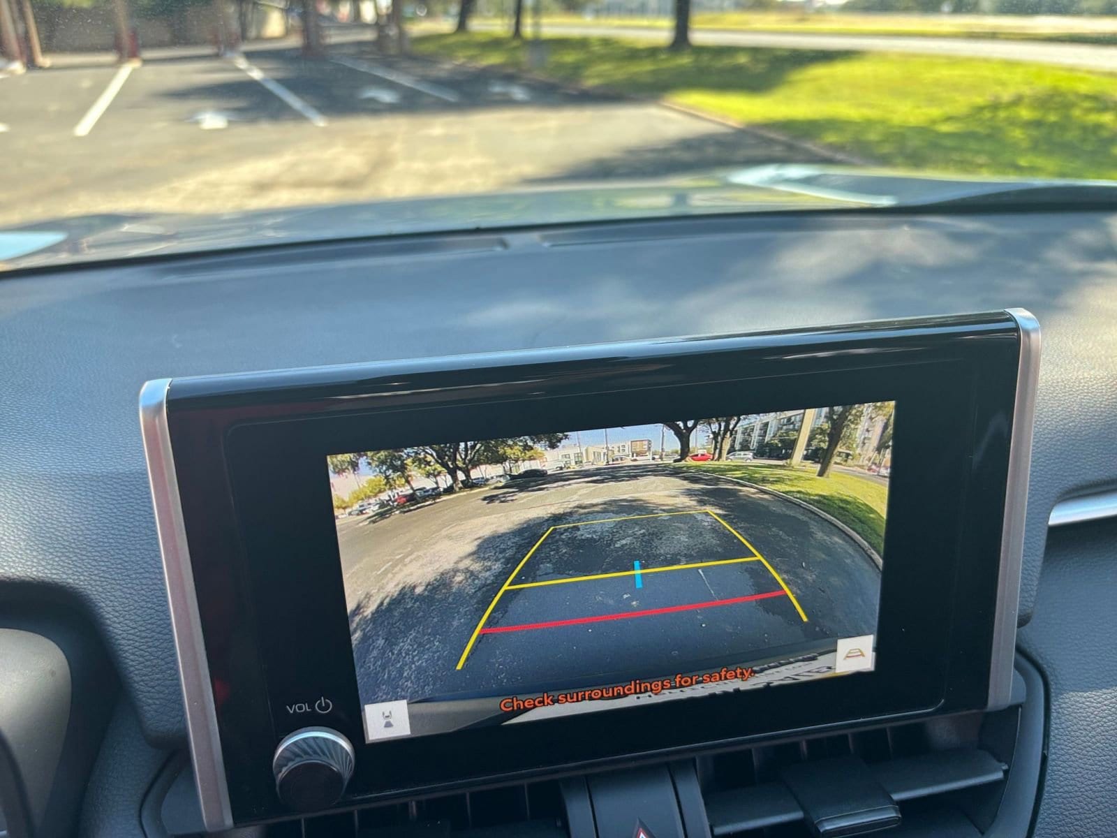 Thumbnail: 2025 Toyota RAV4 - 17