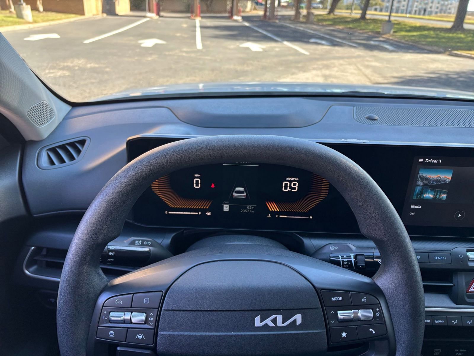 Thumbnail: 2025 Kia K4 - 28