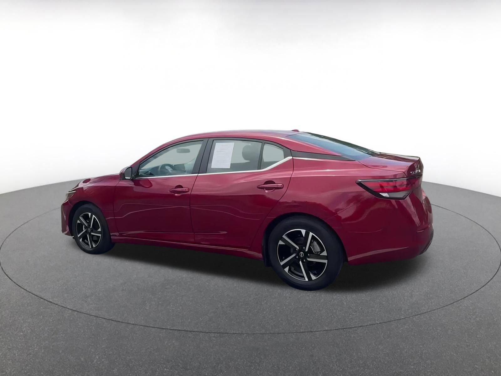 Thumbnail: 2024 Nissan Sentra - 10