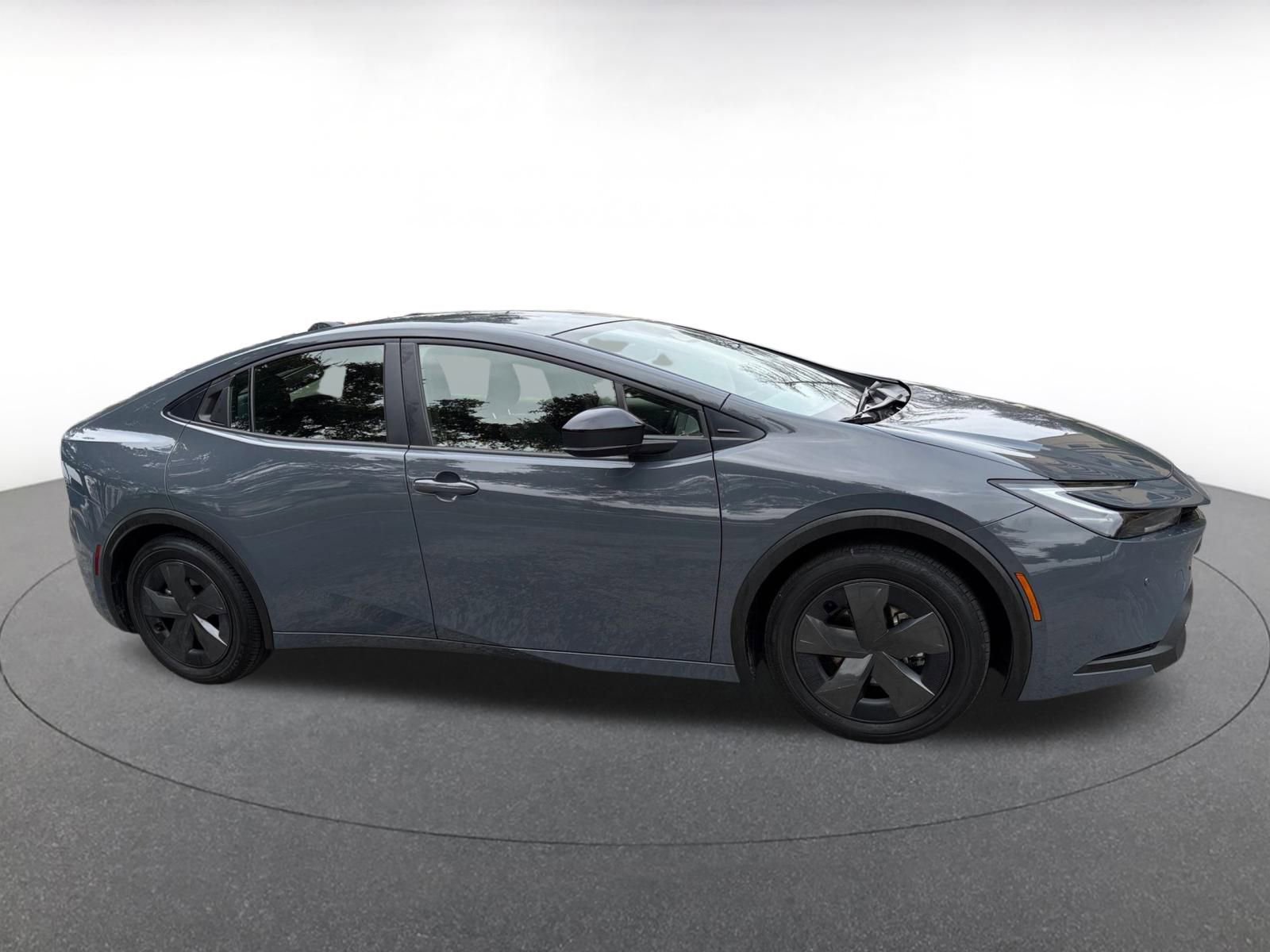 Thumbnail: 2025 Toyota Prius - 15