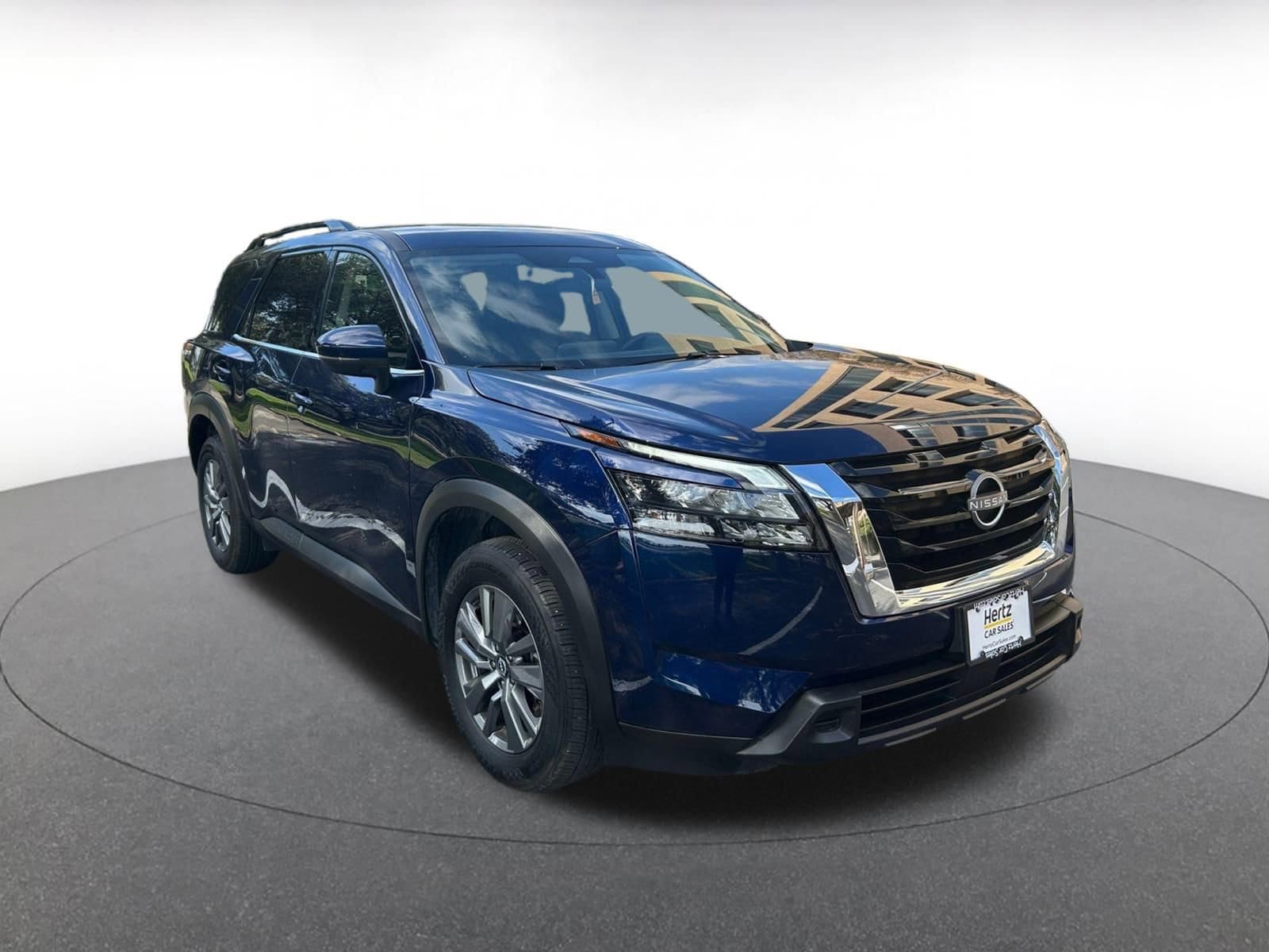 Thumbnail: 2025 Nissan Pathfinder - 1