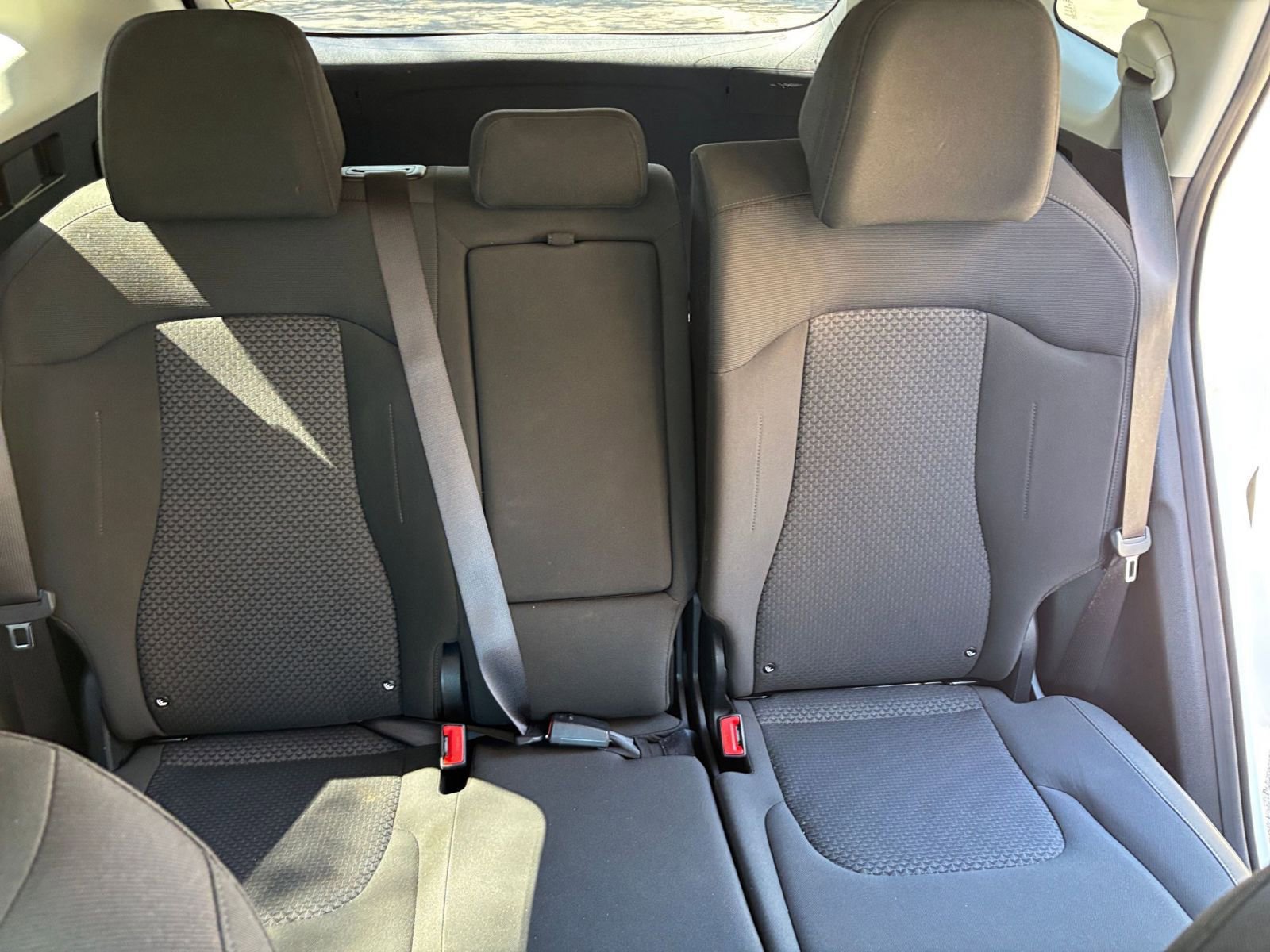 Thumbnail: 2025 Kia Sportage - 33