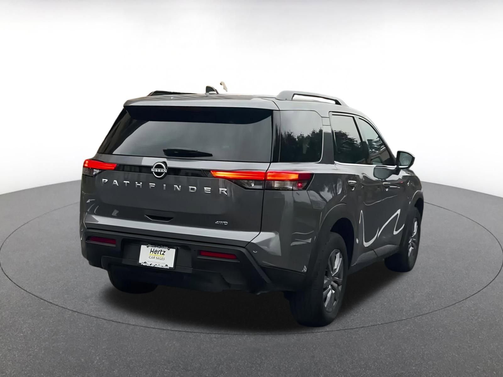 Thumbnail: 2025 Nissan Pathfinder - 13