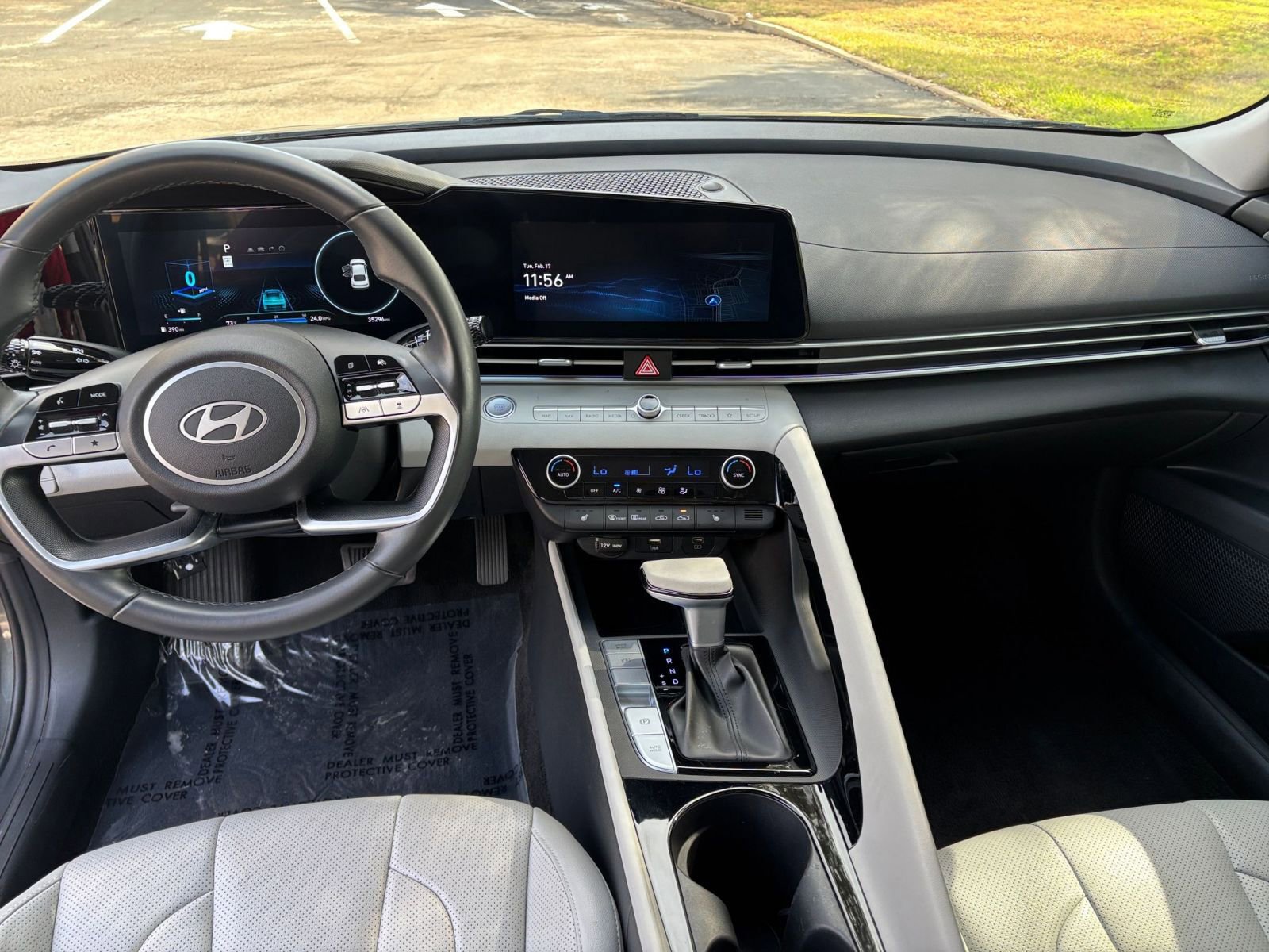 Thumbnail: 2025 Hyundai Elantra - 28