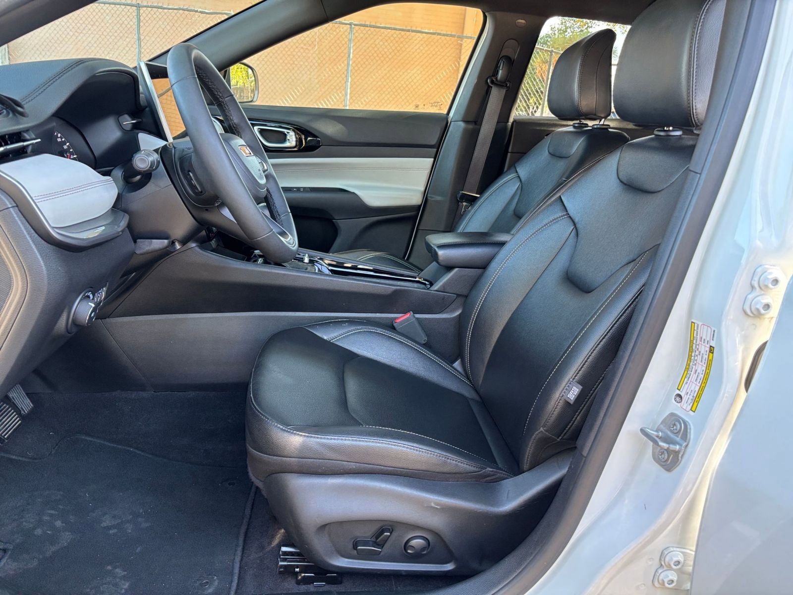 Thumbnail: 2025 Jeep Compass - 22