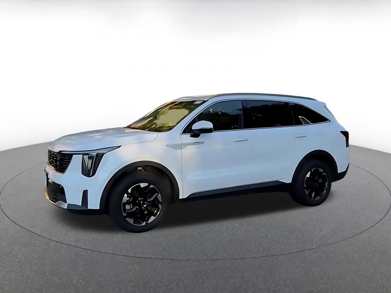 Thumbnail: 2024 Kia Sorento - 7