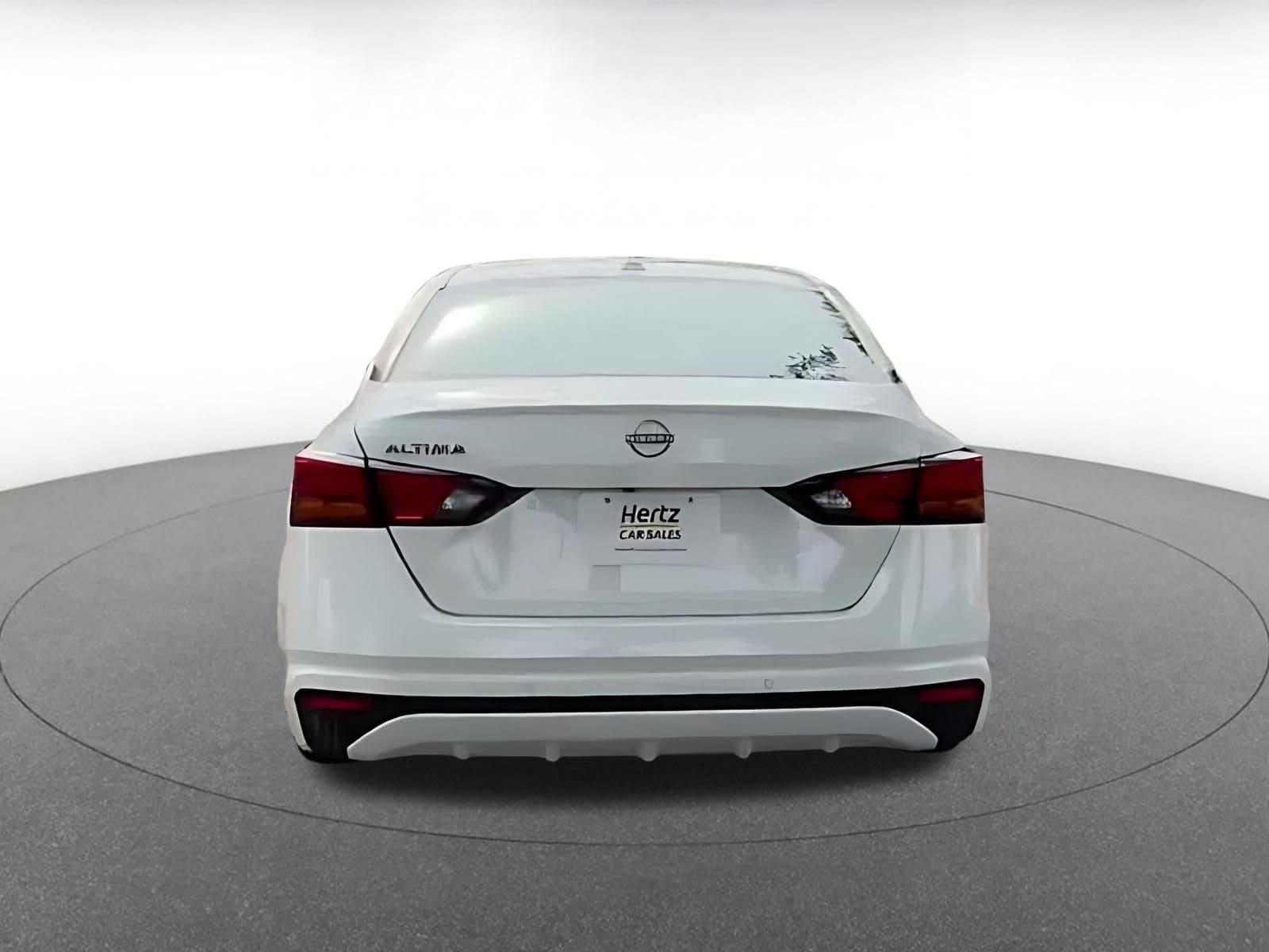 Thumbnail: 2025 Nissan Altima - 12