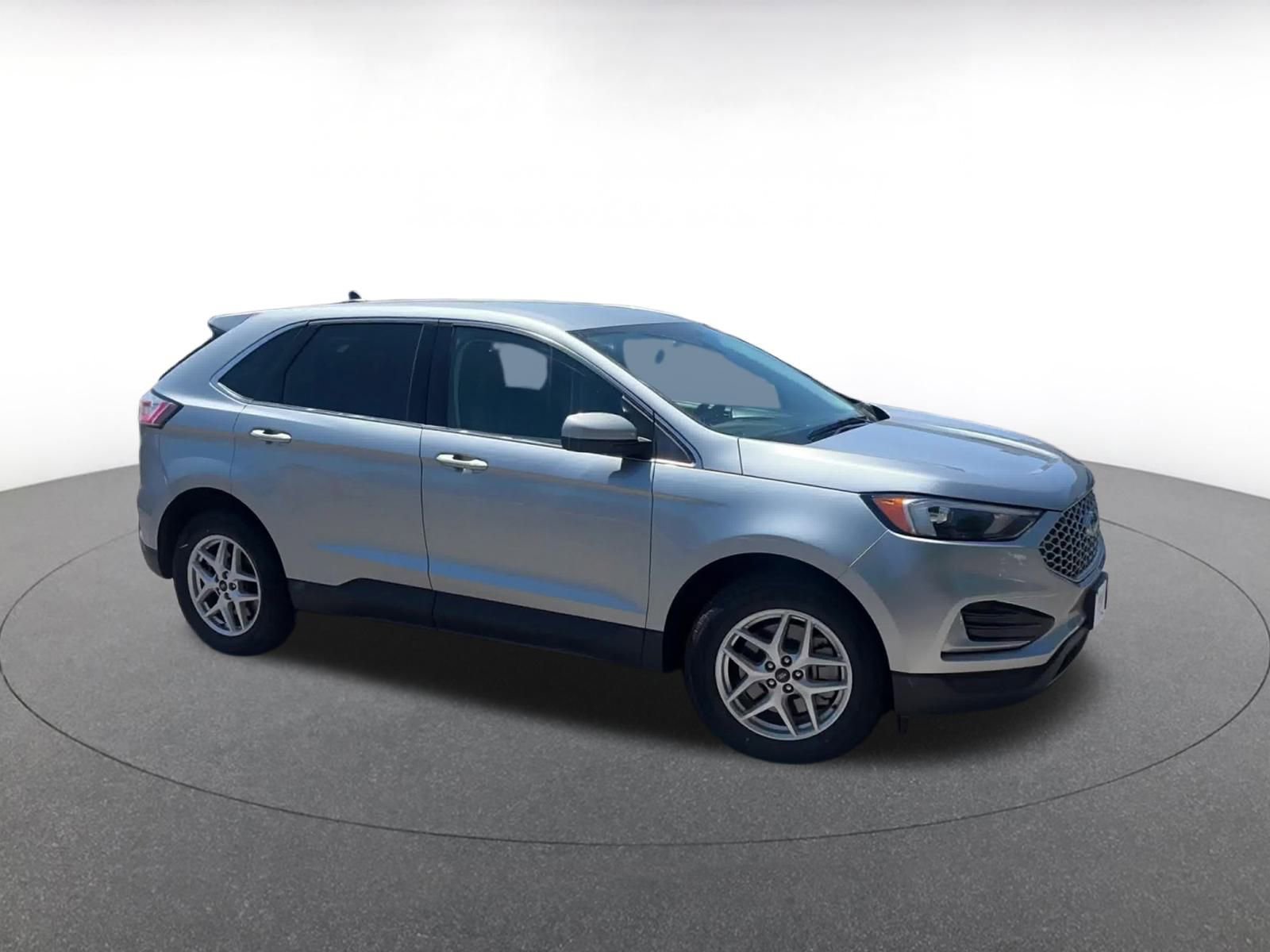 Thumbnail: 2024 Ford Edge - 2