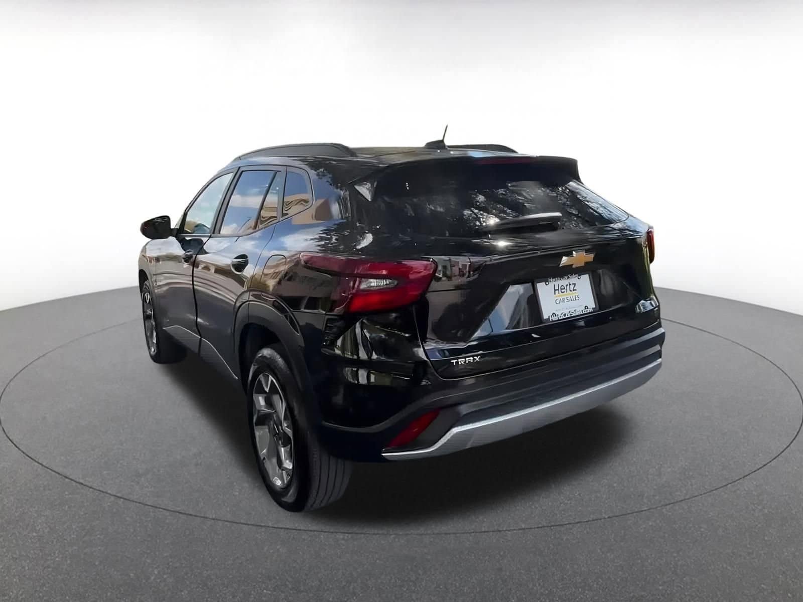 Thumbnail: 2025 Chevrolet Trax - 11