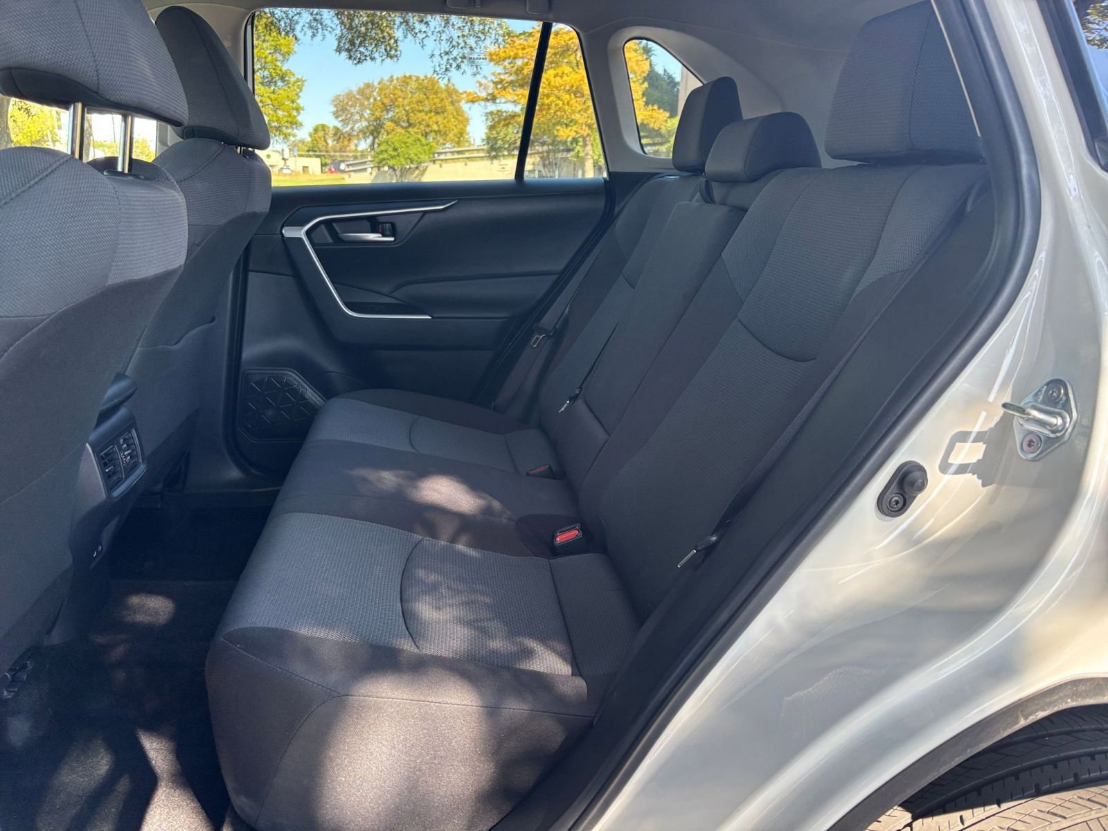 Thumbnail: 2025 Toyota RAV4 - 20