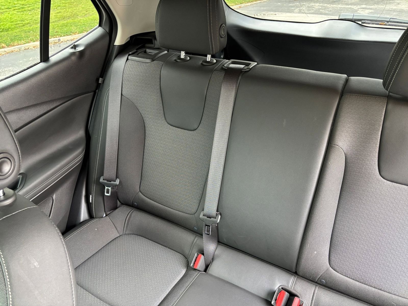 Thumbnail: 2025 Buick Encore GX - 33