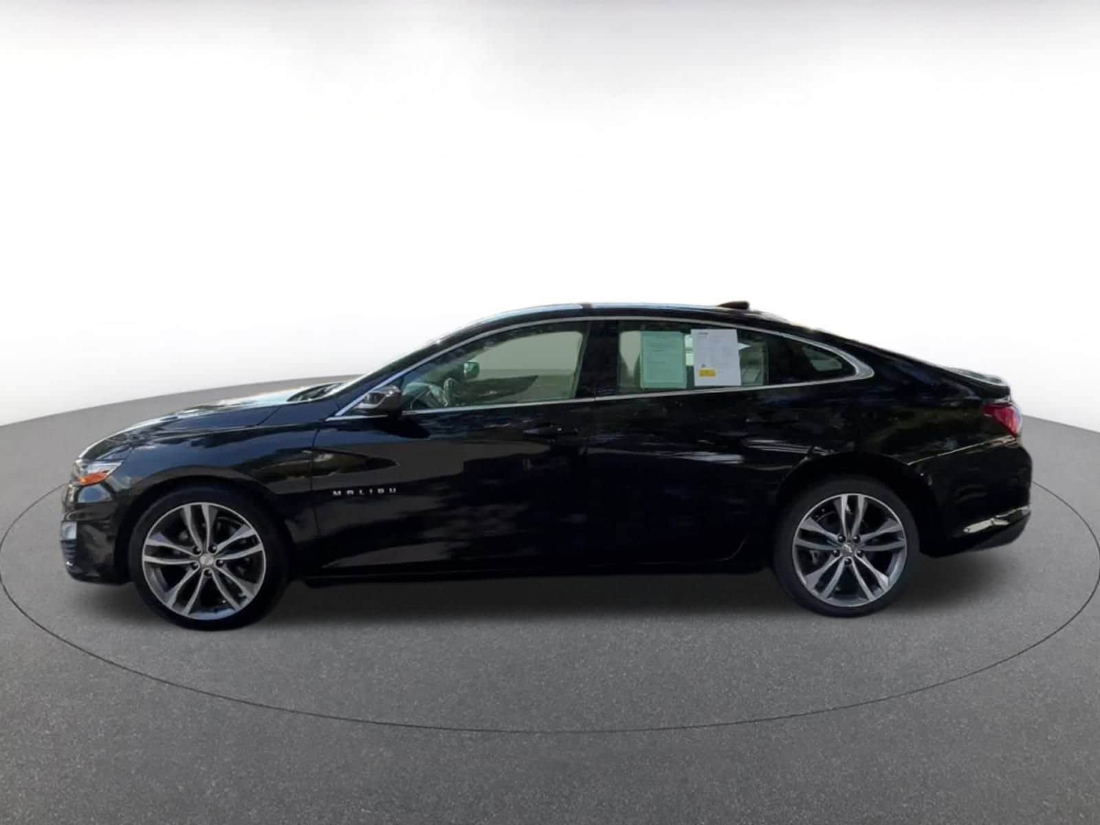 Thumbnail: 2024 Chevrolet Malibu - 8